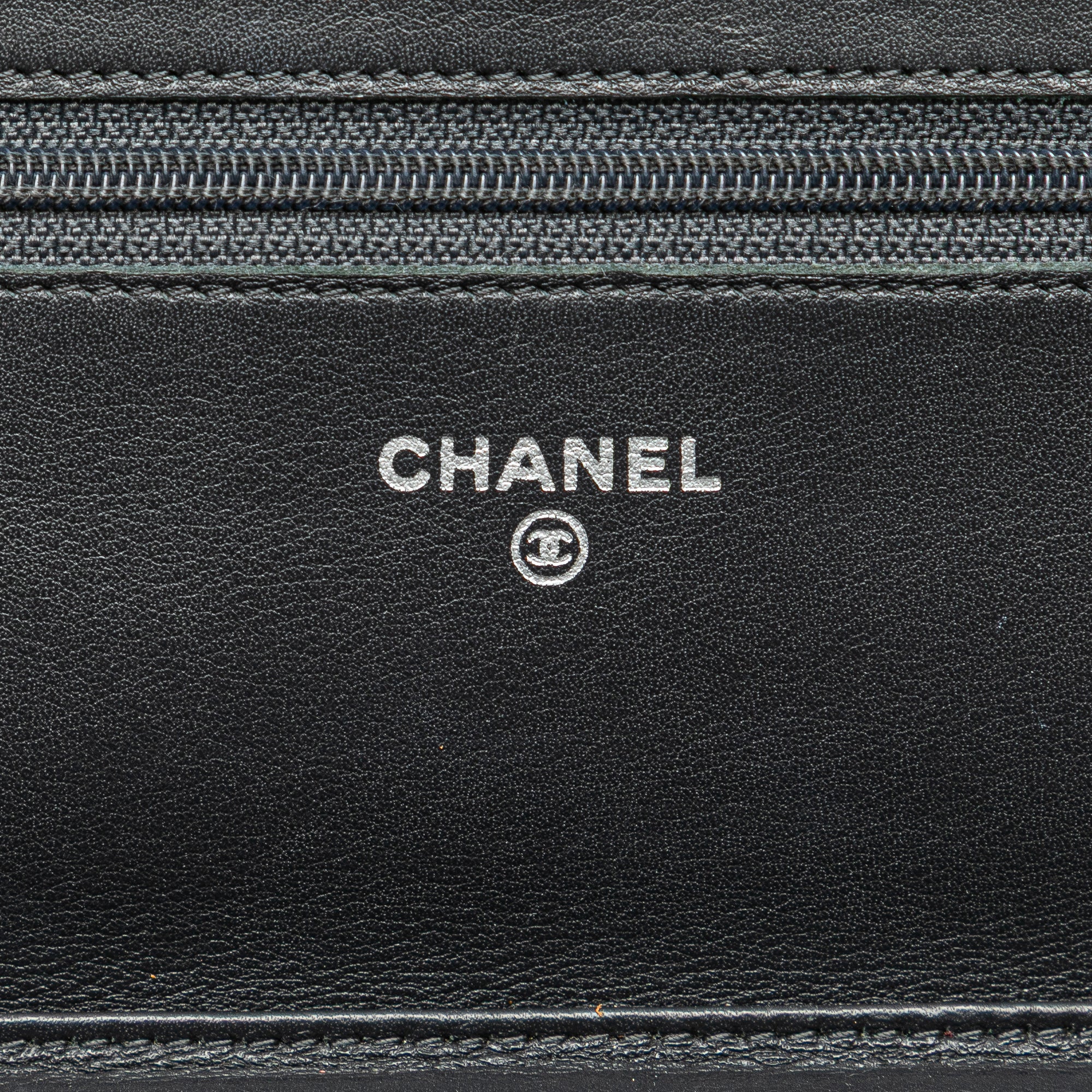 Chanel Reissue 2.55 Stitched Calfskin Wallet on Chain - image 5