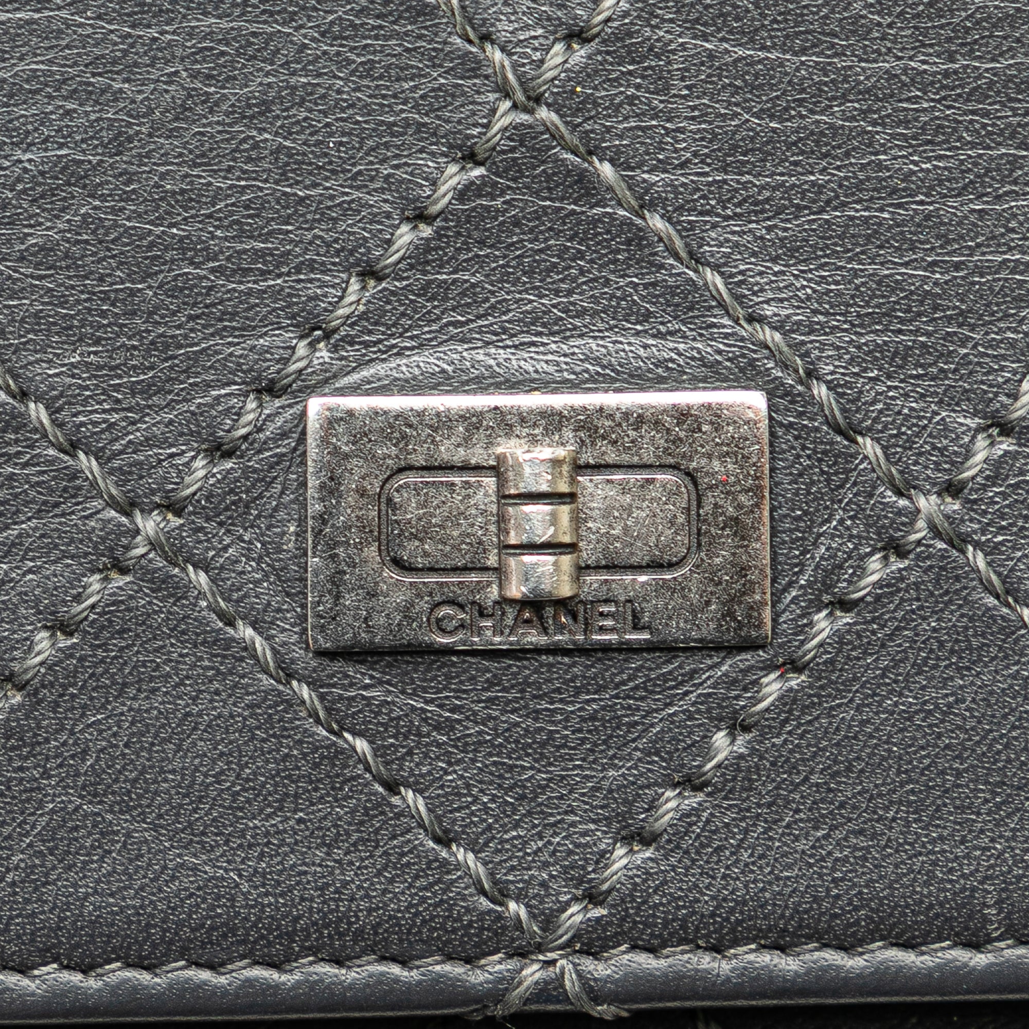 Chanel Reissue 2.55 Stitched Calfskin Wallet on Chain - image 9
