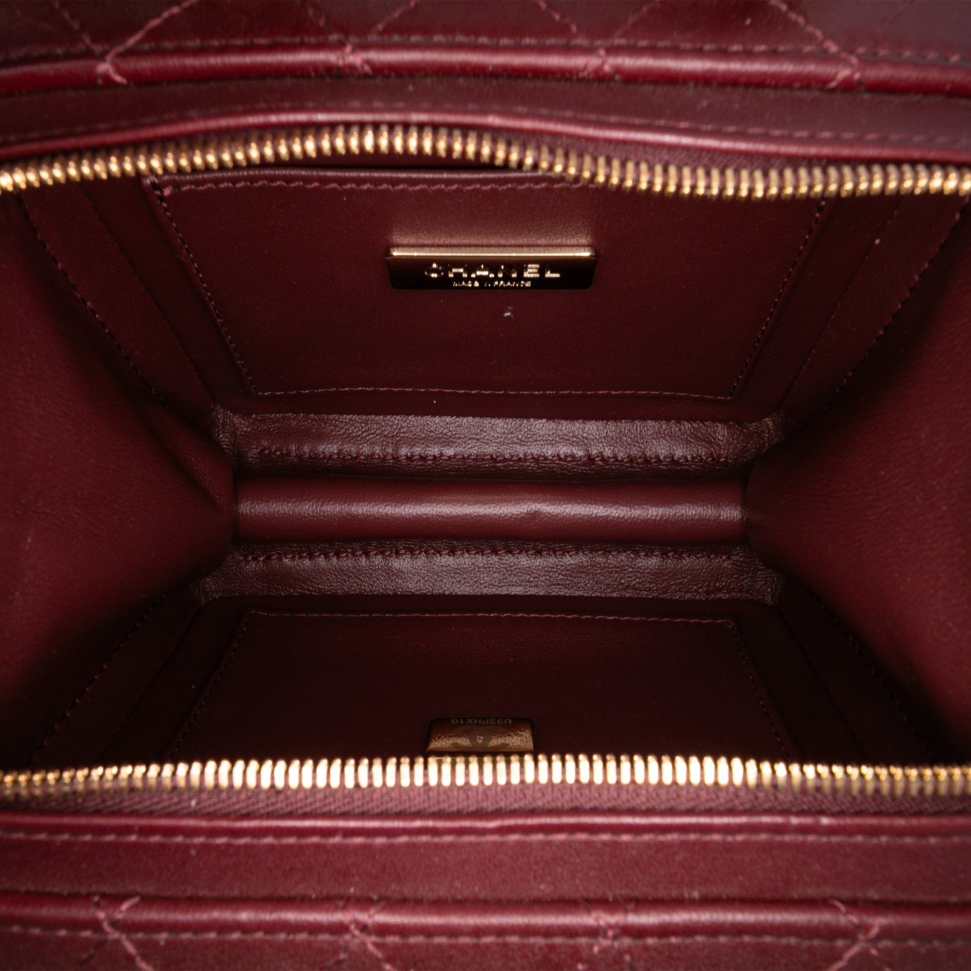 Chanel Small CC Quilted Calfskin Top Handle Convertible Vanity Case - image 4
