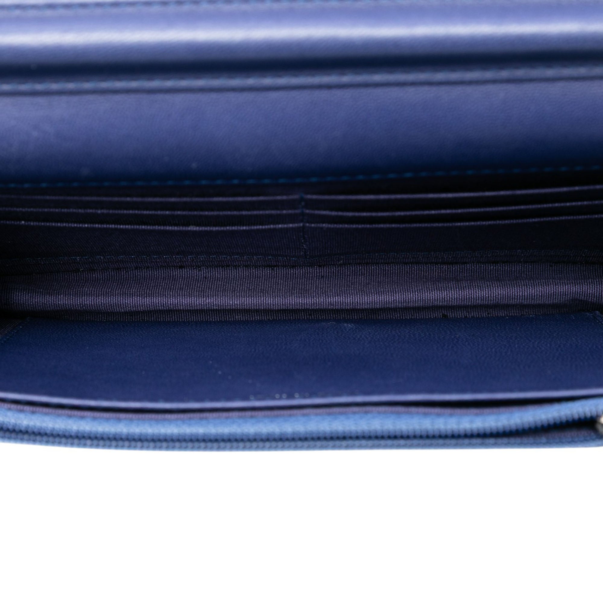 Chanel Ombre Lambskin Degrade Wallet On Chain - image 4