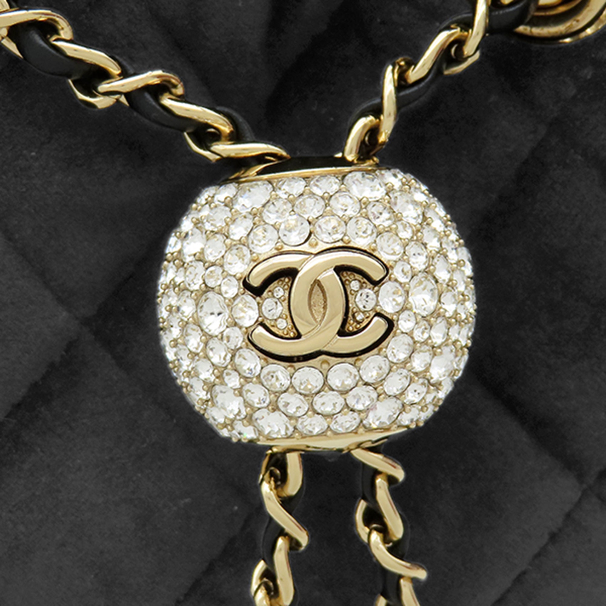 Chanel Quilted Velvet Crystal Pearl Crush Bucket Bag - image 8
