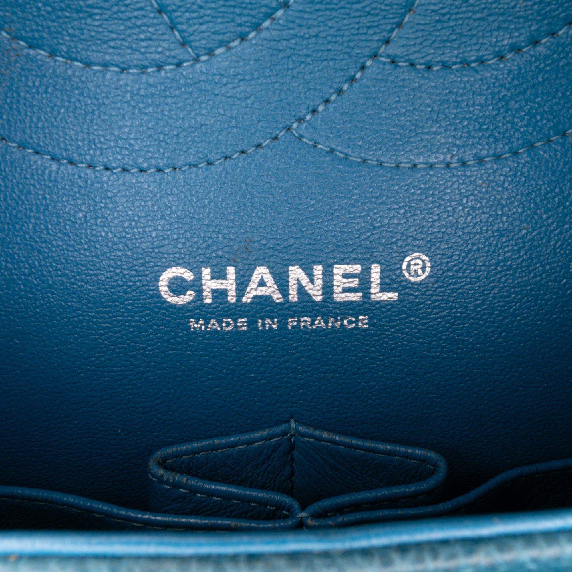 Chanel Jumbo Classic Caviar Double Flap - image 5
