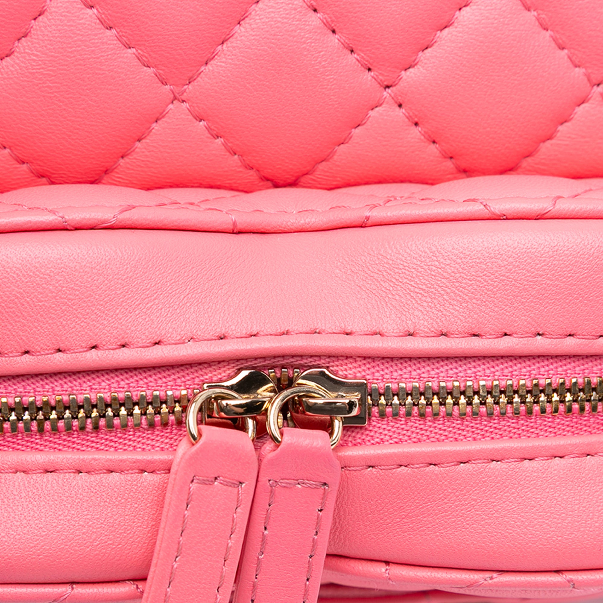 Chanel Lambskin CC in Love Heart Crossbody - image 8