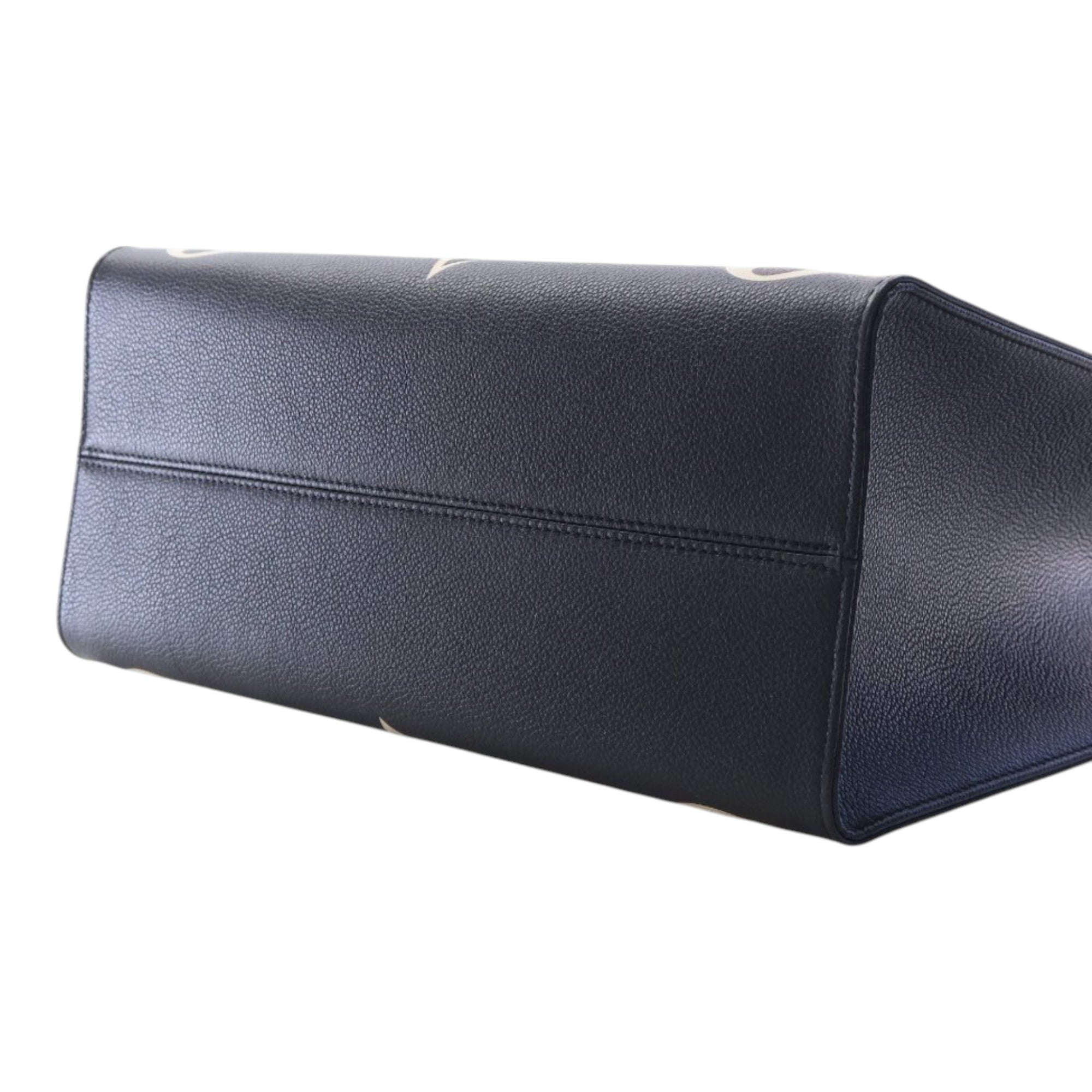Louis Vuitton Bicolor Monogram Empreinte Giant Onthego MM - image 12