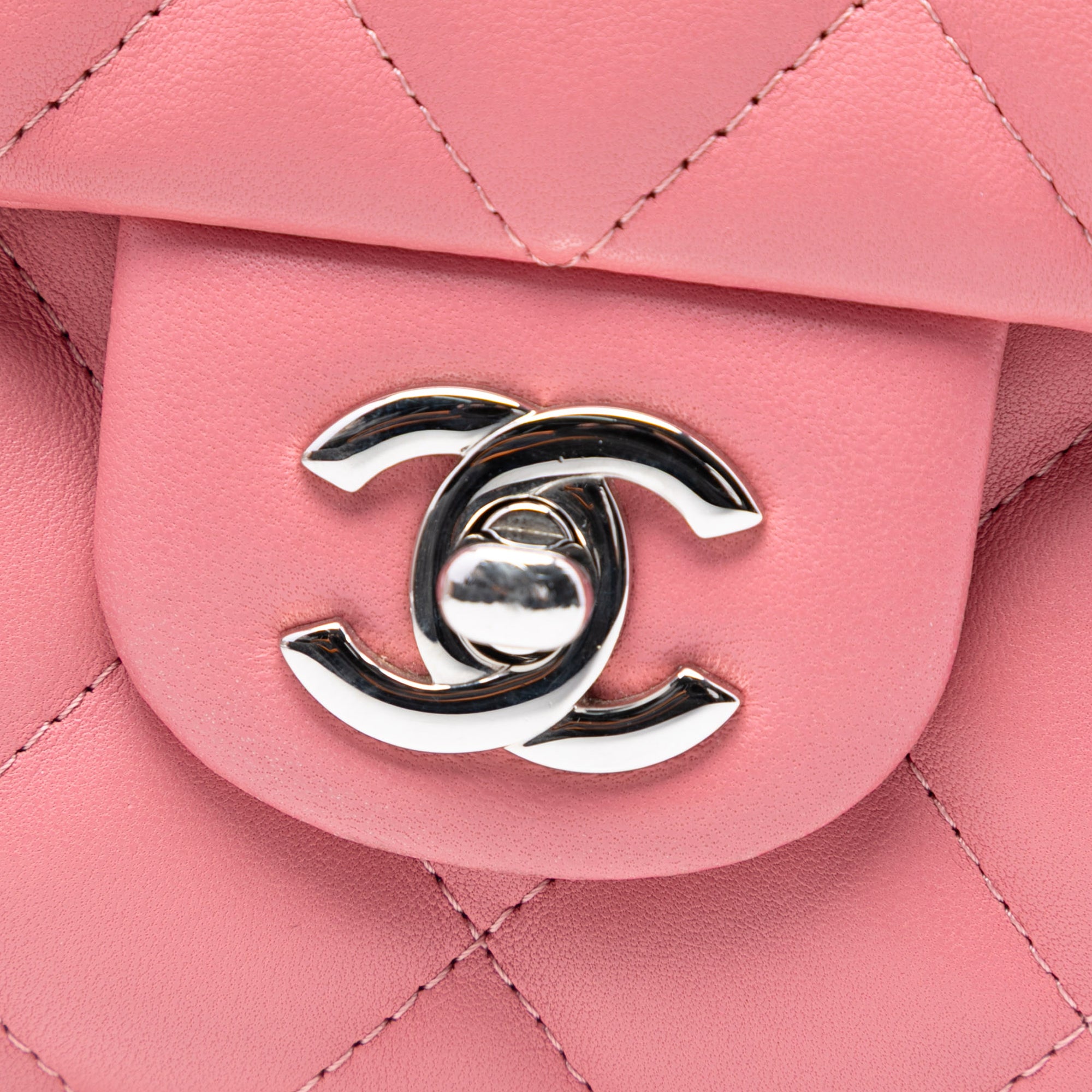 Chanel CC Quilted Lambskin Flap Clutch on Chain - image 5