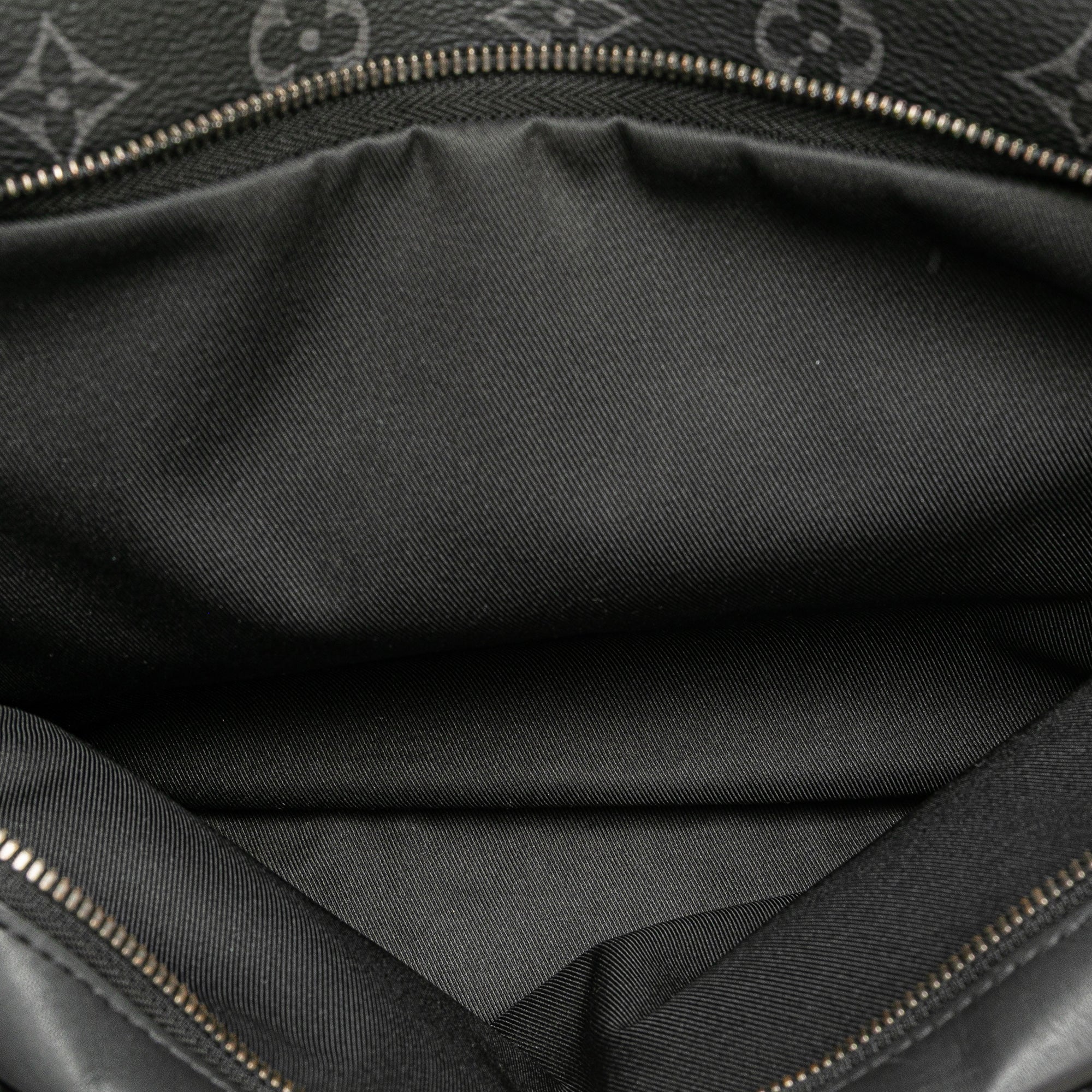 Louis Vuitton Monogram Eclipse Discovery - image 4