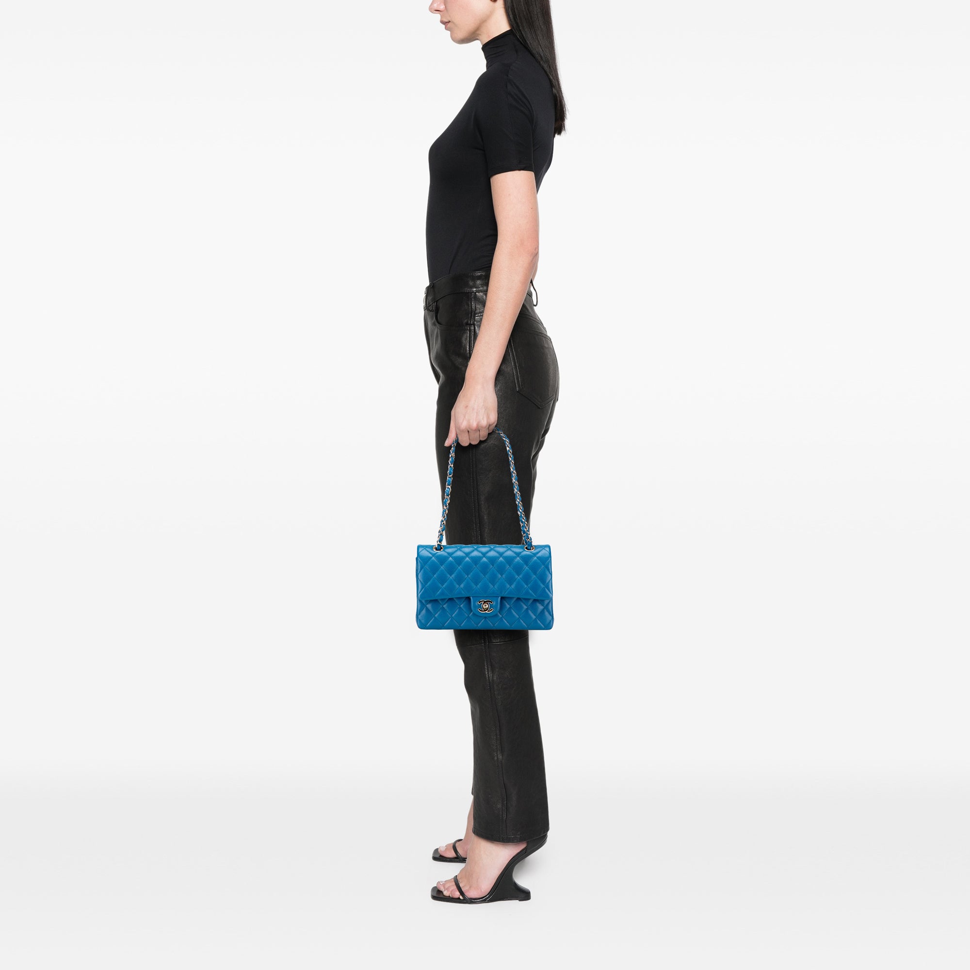 Chanel Medium Classic Caviar Double Flap - image 9