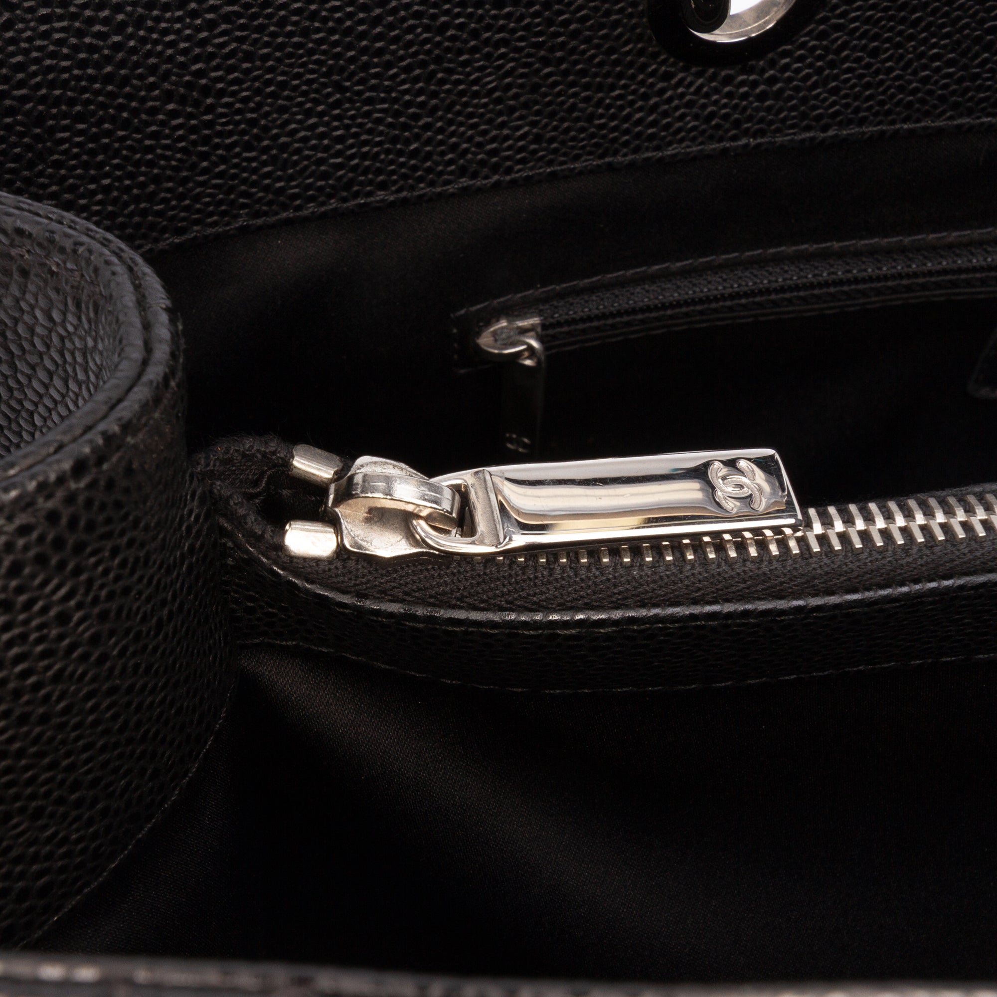 Chanel Caviar Grand Shopping Tote XL - image 6