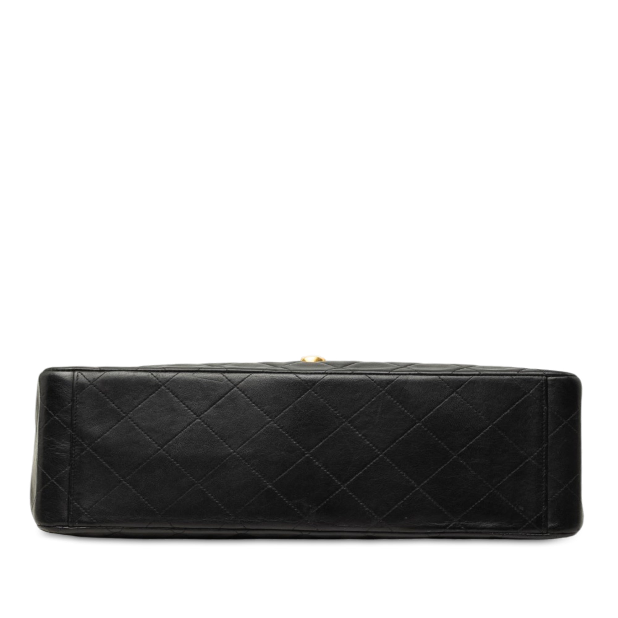Chanel Maxi XL Classic Lambskin Single Flap - image 3