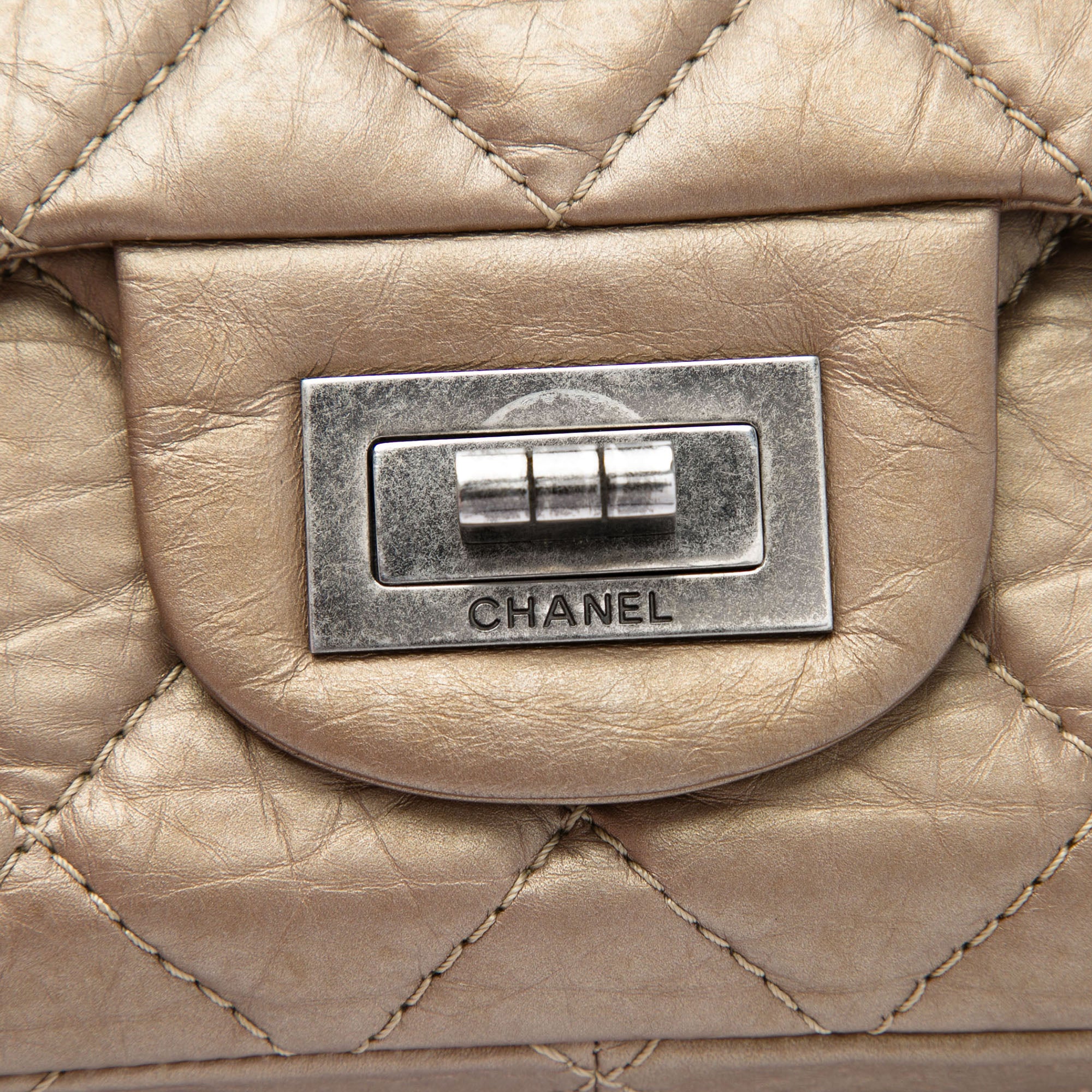 Chanel Quilted Metallic Aged Calfskin Reissue 2.55 Double Flap 227 - image 5
