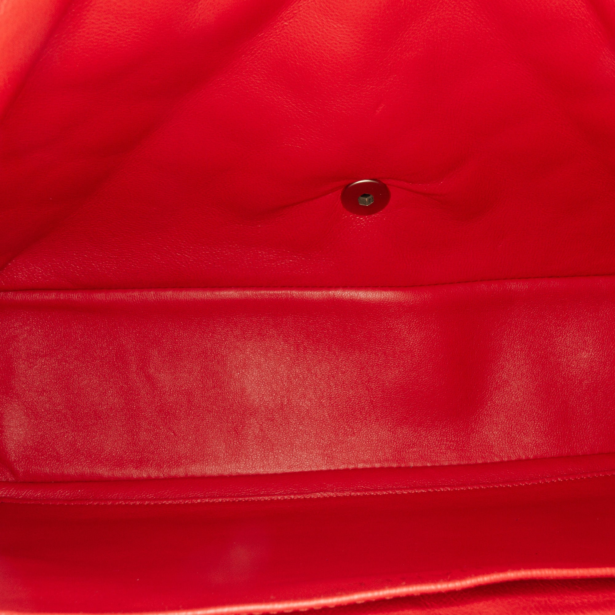 Chanel Maxi Classic Lambskin Single Flap - image 5