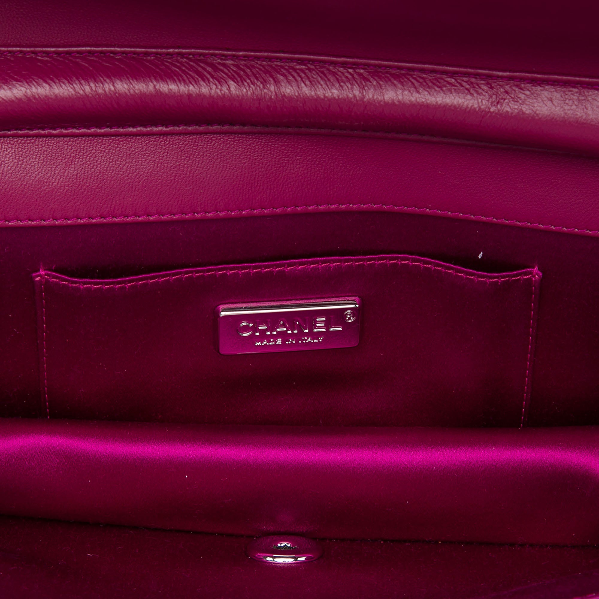 Chanel Quilted Lambskin 19 Clutch on Chain - image 4