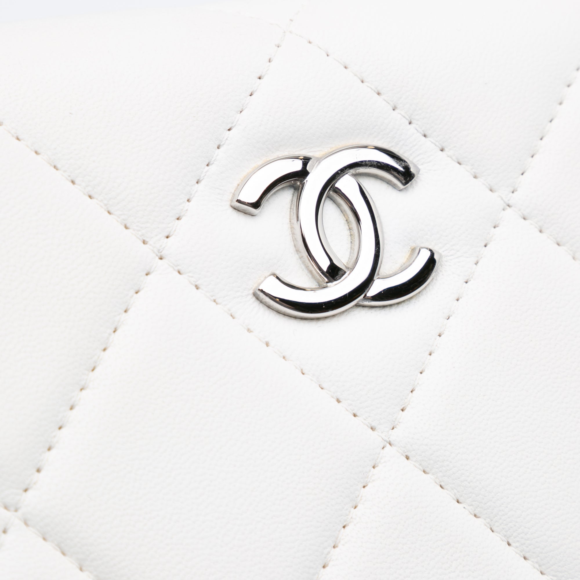 Chanel Quilted Lambskin Metal Bar Convertible Clutch - image 7