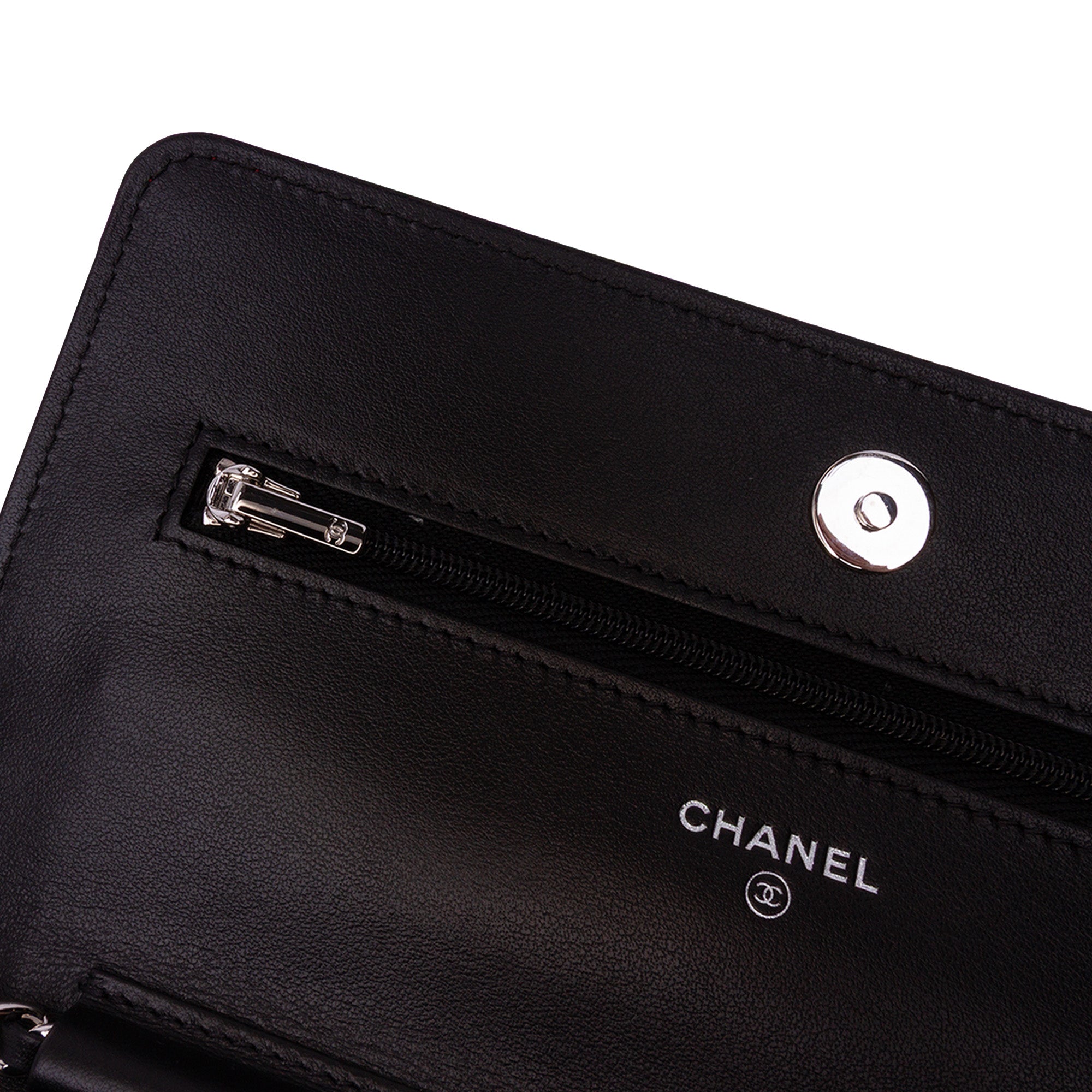 Chanel CC Bicolor Quilted Patent Wallet on Chain - image 7