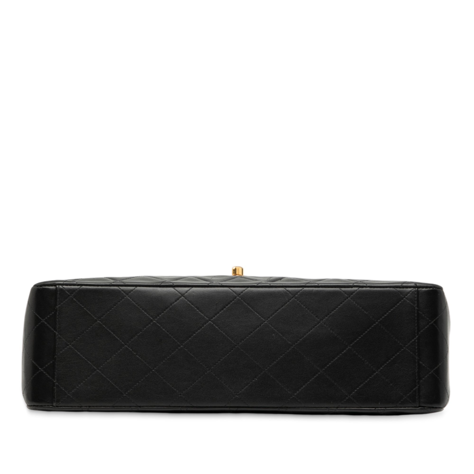 Chanel Maxi XL Classic Lambskin Single Flap - image 3