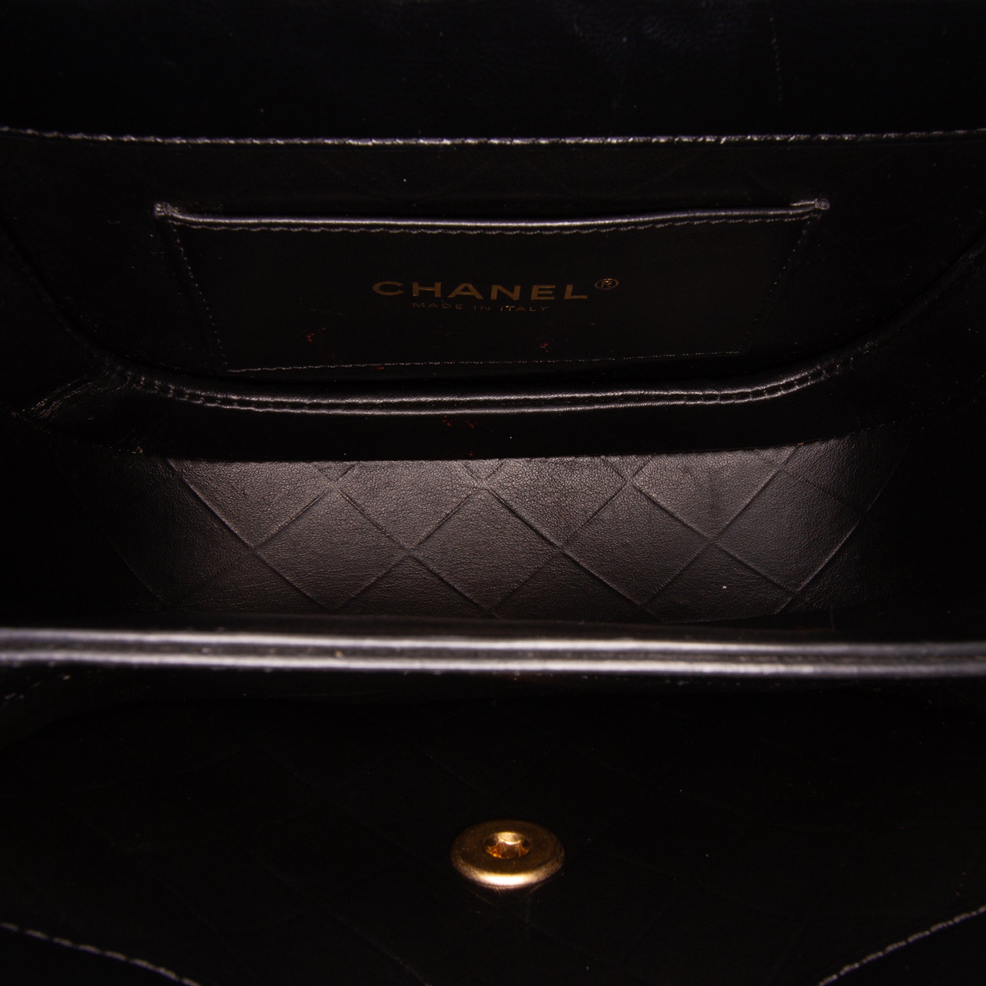 Chanel CC Quilted Calfskin Round Moon Messenger Flap - image 4