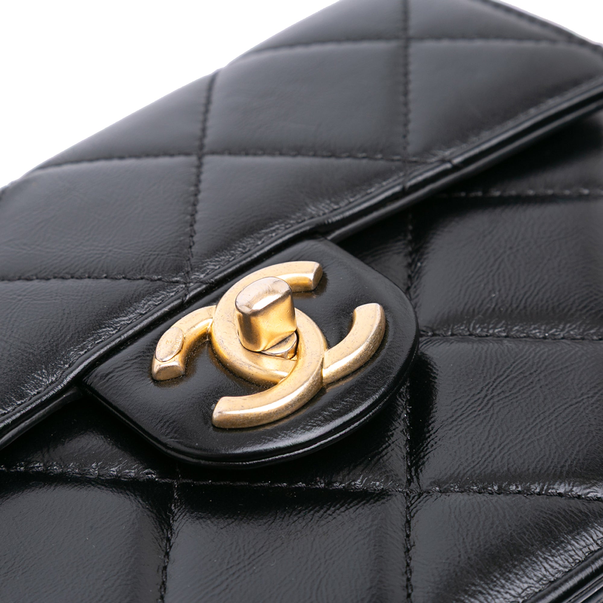 Chanel CC Quilted Calfskin Round Moon Messenger Flap - image 7
