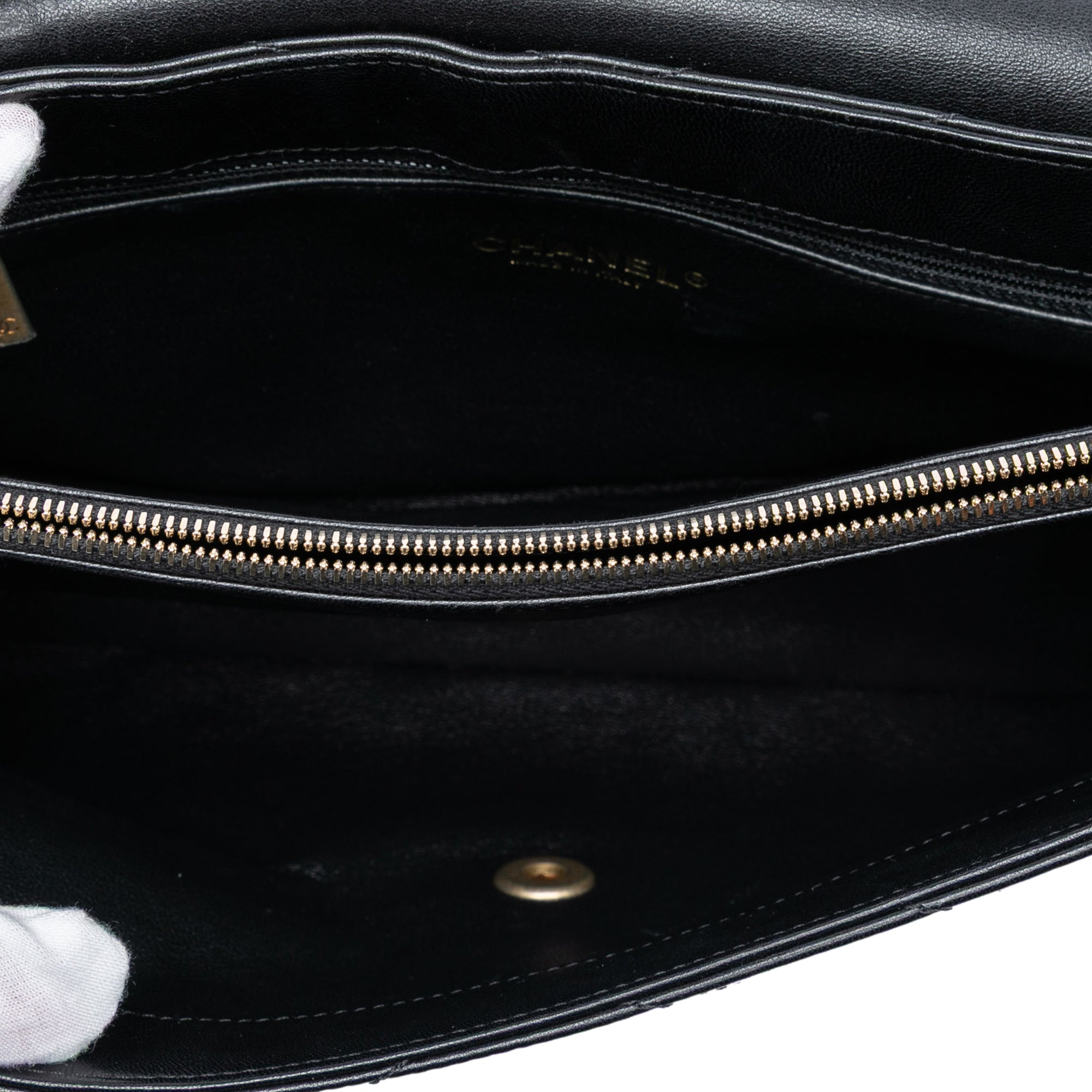 Chanel CC Chevron Calfskin Envelope Clutch - image 4