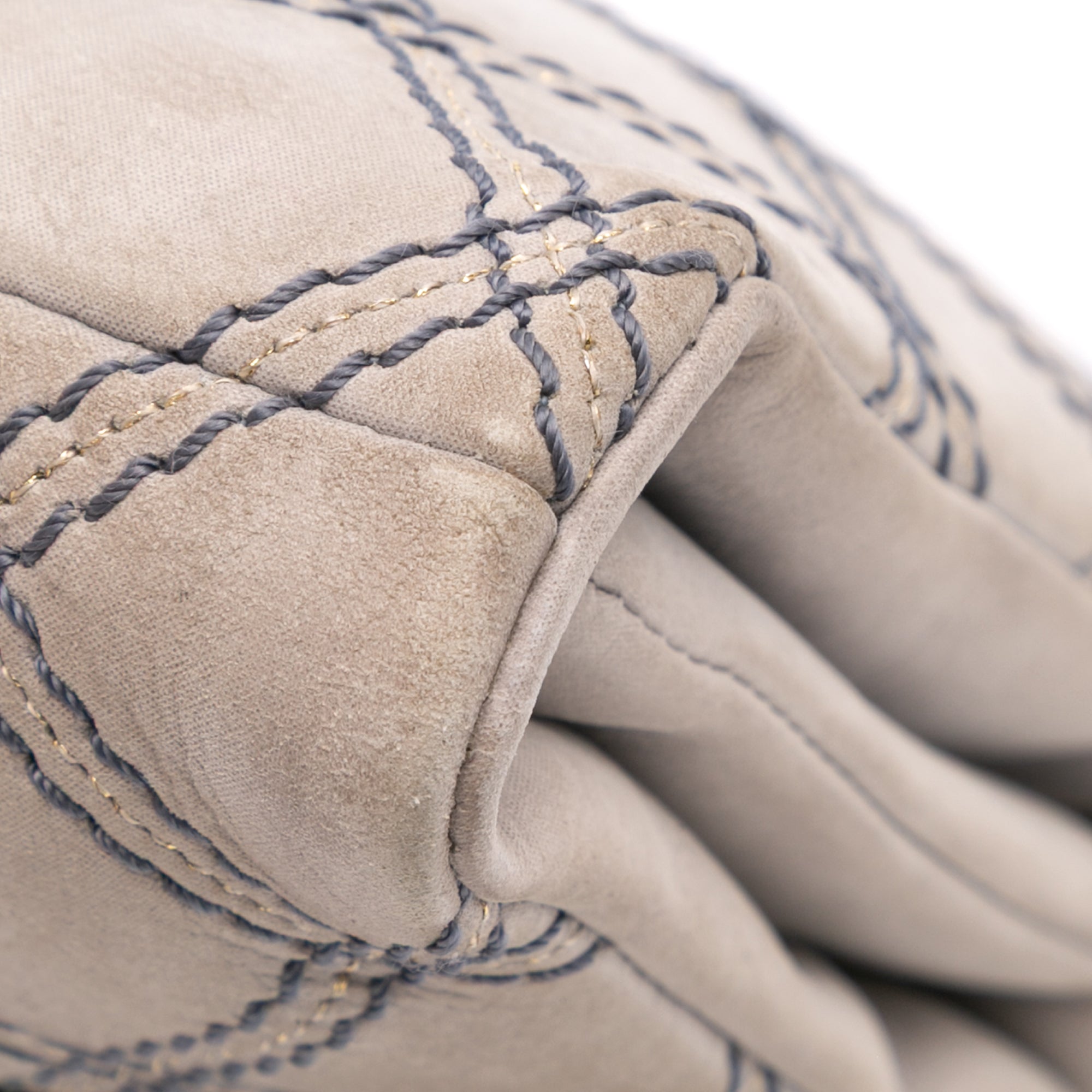 Chanel Jumbo Quilted Calfskin Triple Stitched Flap - image 9