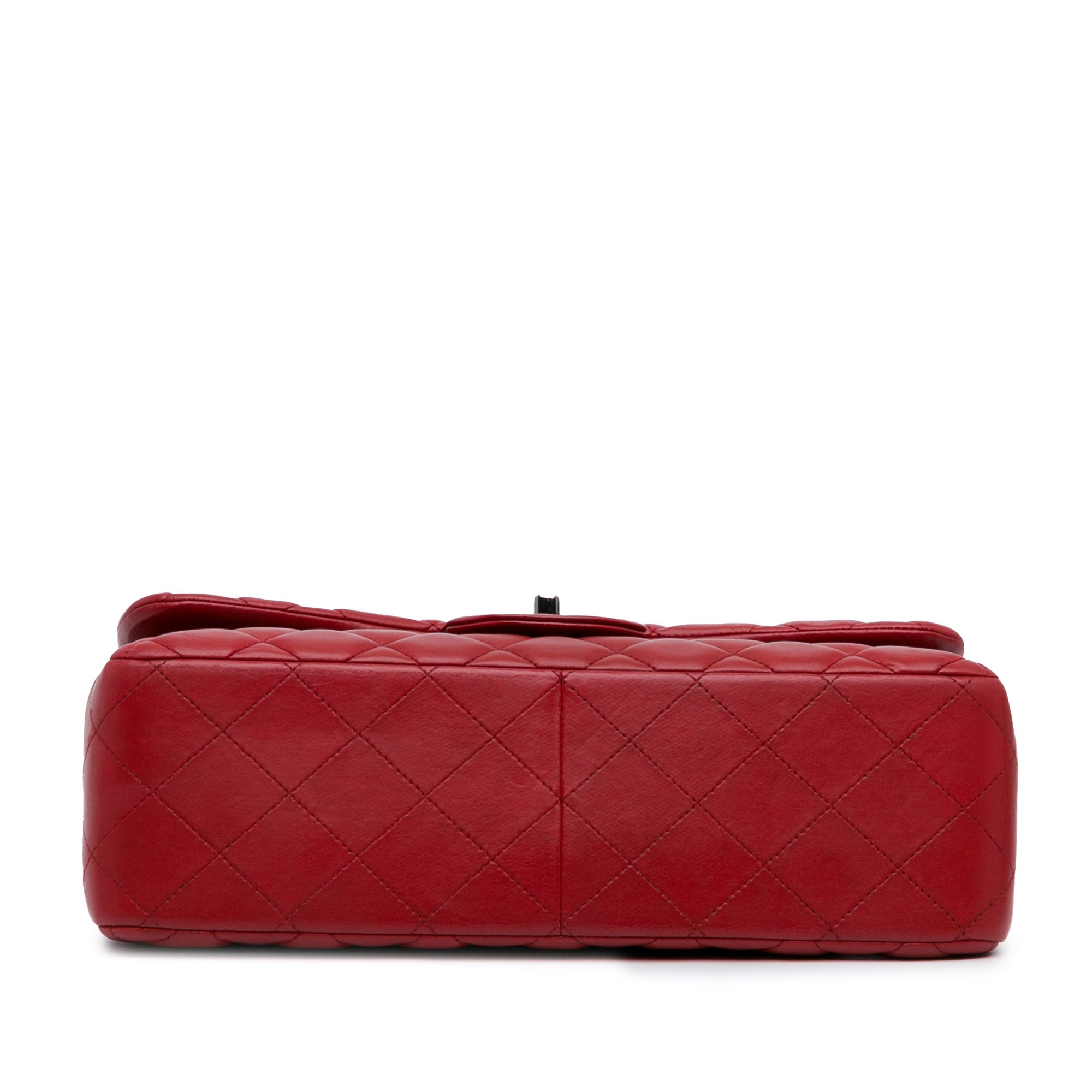 Chanel Jumbo Classic Lambskin Double Flap - image 4