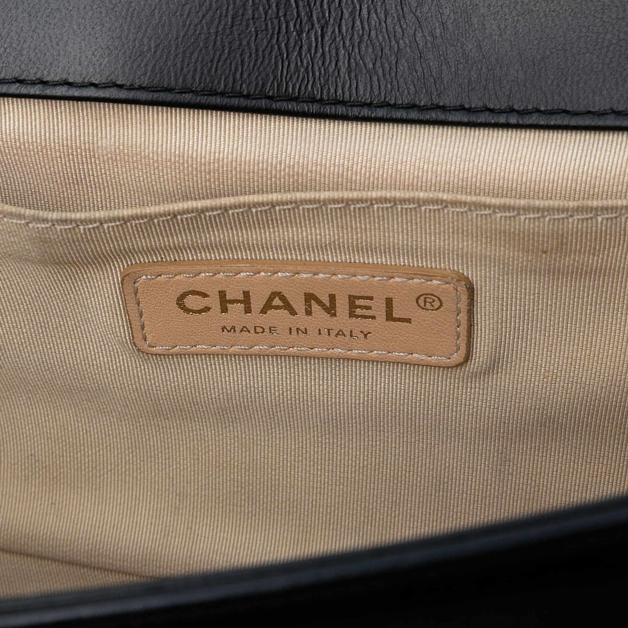 Chanel Old Medium Quilted Lambskin Chain Boy Flap - image 5