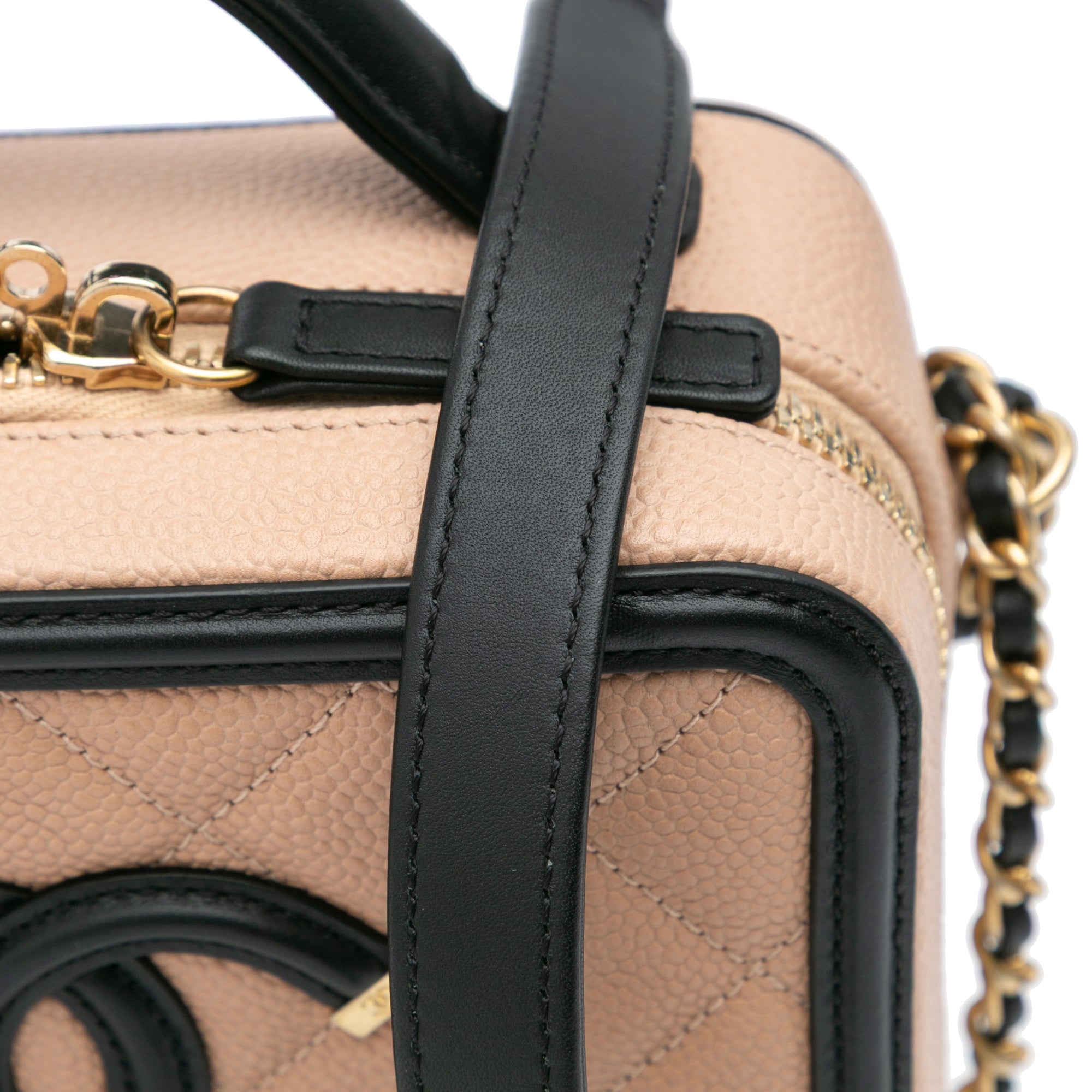 Chanel Small Bicolor Caviar CC Filigree Vanity Case - image 10