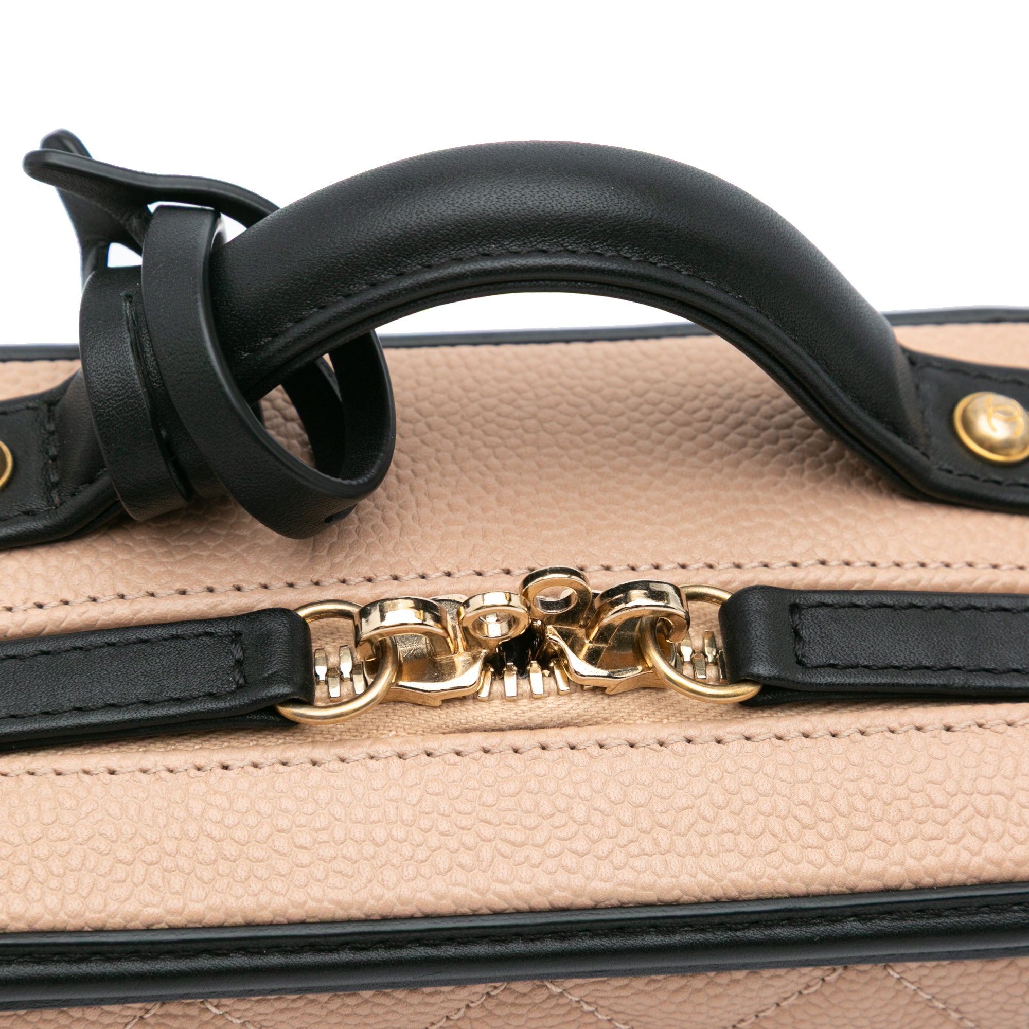 Chanel Small Bicolor Caviar CC Filigree Vanity Case - image 9