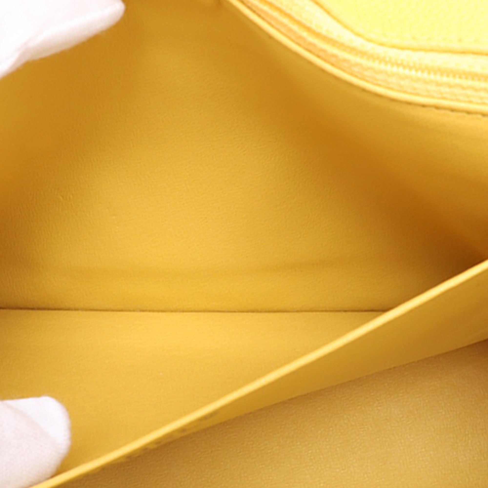 Chanel Jumbo Classic Caviar Single Flap - image 5