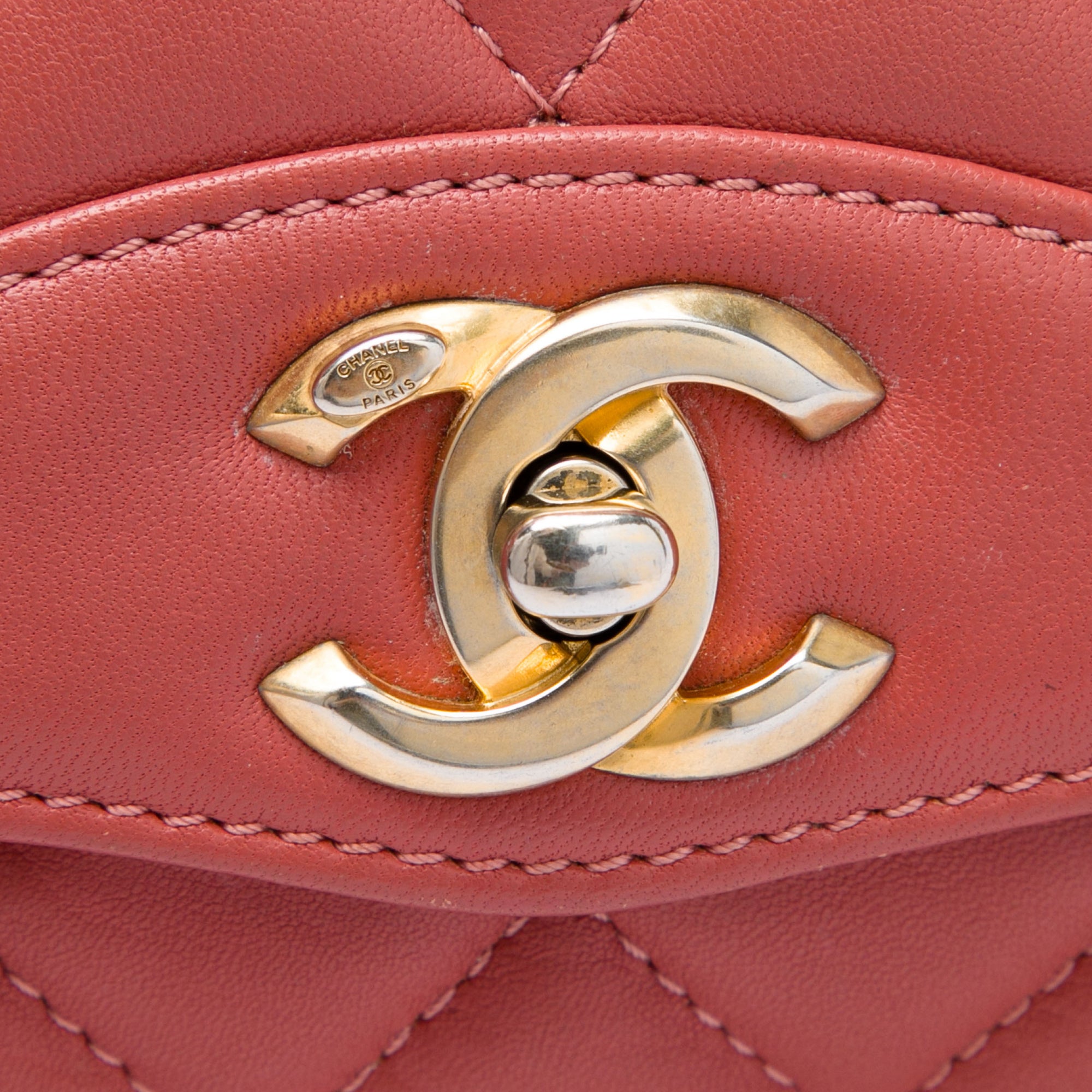 Chanel Small Quilted Lambskin Daily Companion Flap - image 5