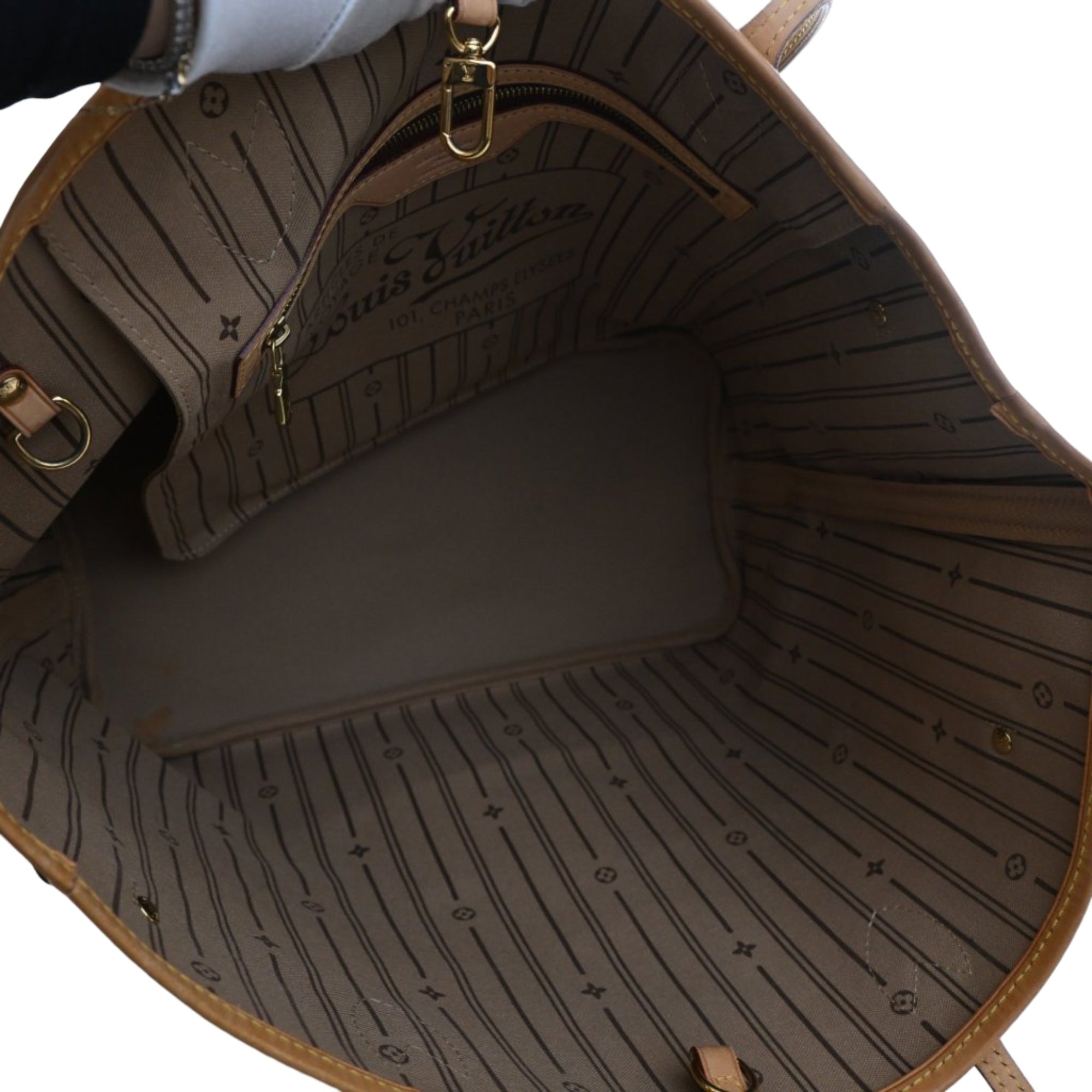 Louis Vuitton Monogram Neverfull MM - image 5