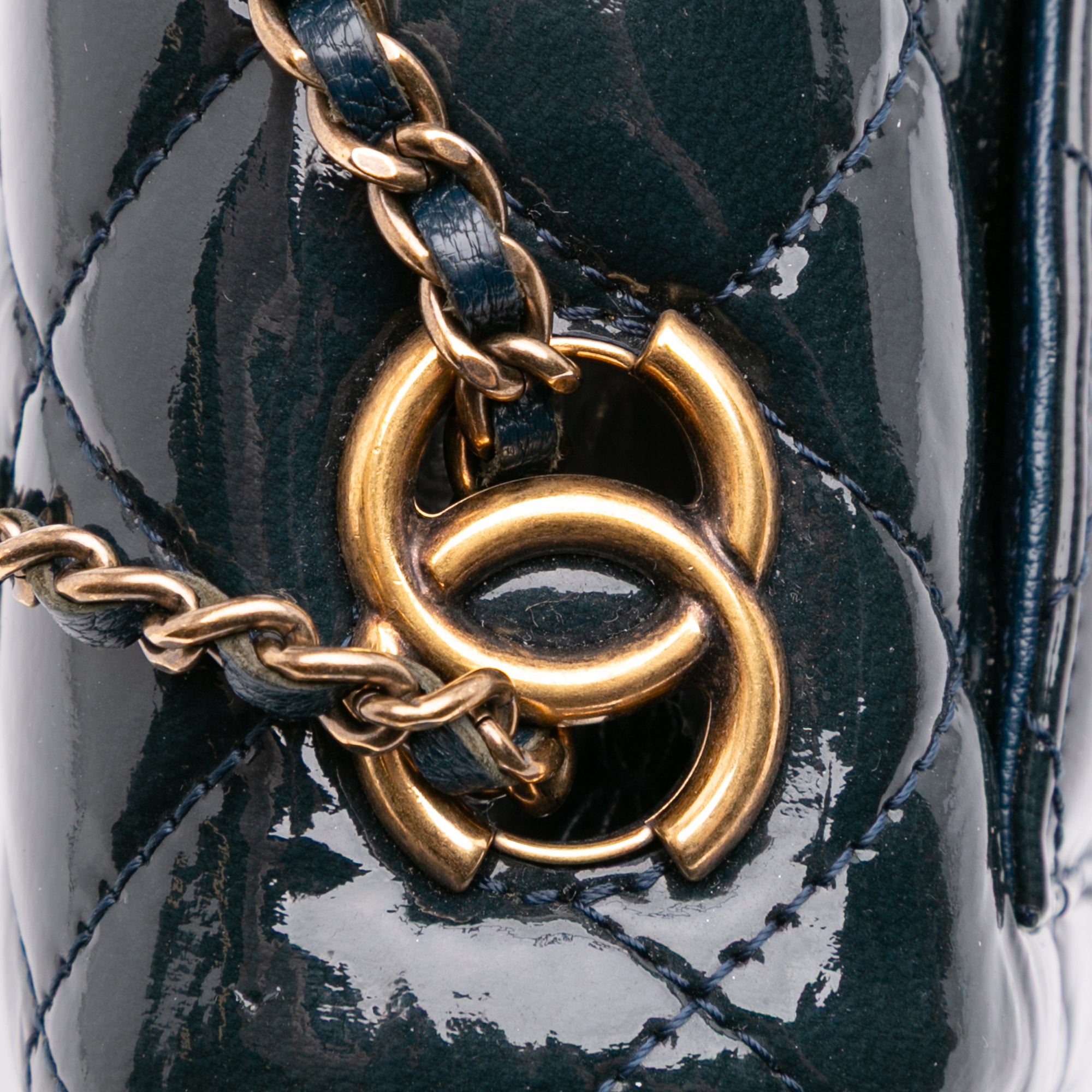 Chanel Paris-Salzburg Small Patent and Goatskin CC Eyelet Flap - image 10