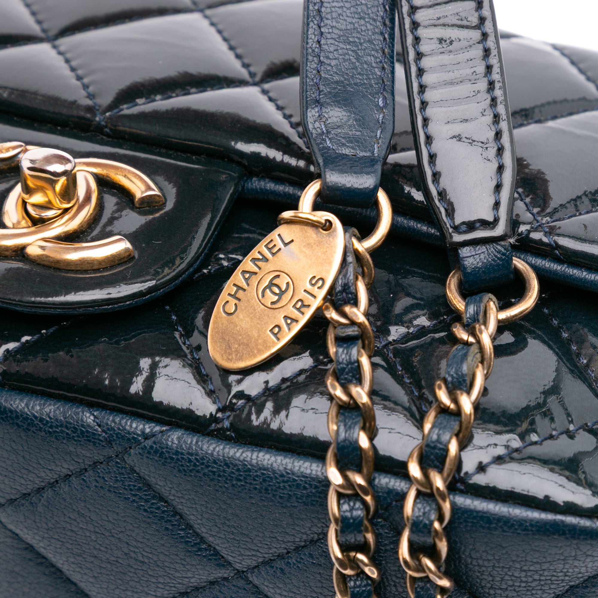 Chanel Paris-Salzburg Small Patent and Goatskin CC Eyelet Flap - image 9