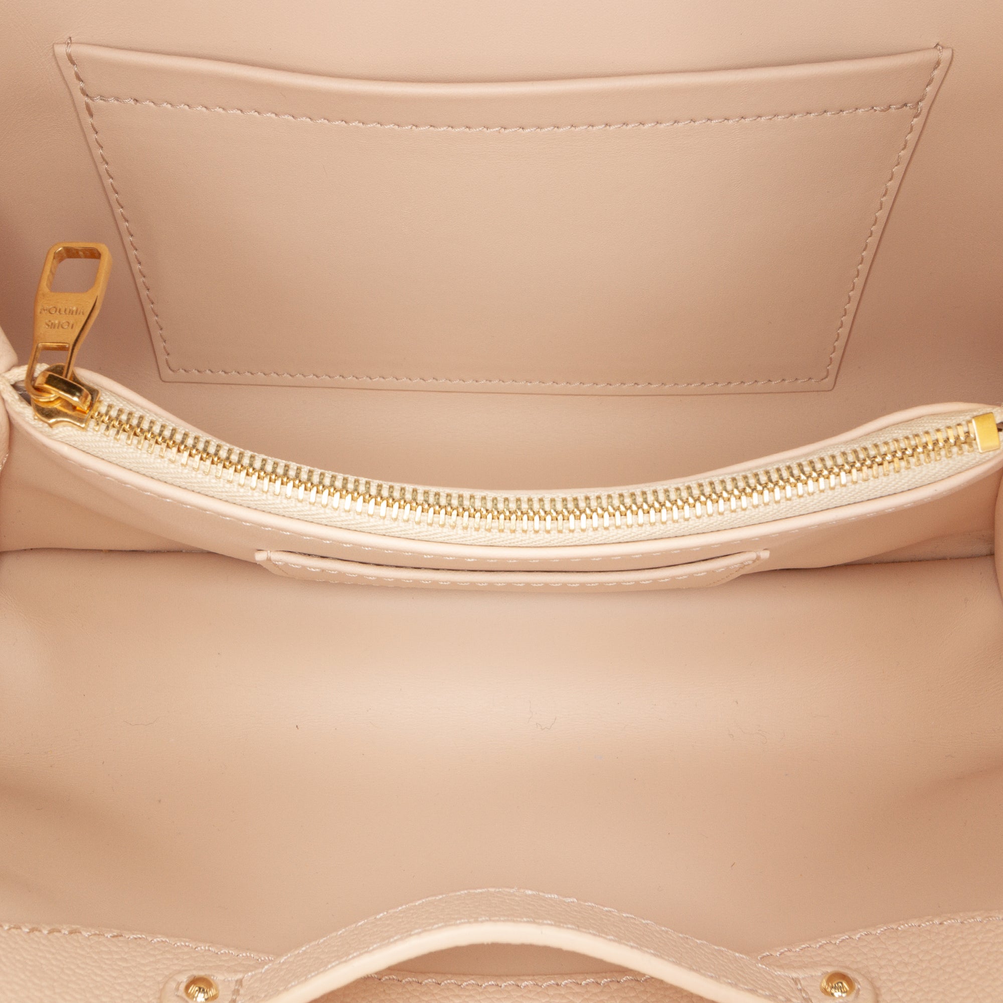 Louis Vuitton Grained Calfskin Capucines East West MM - image 4