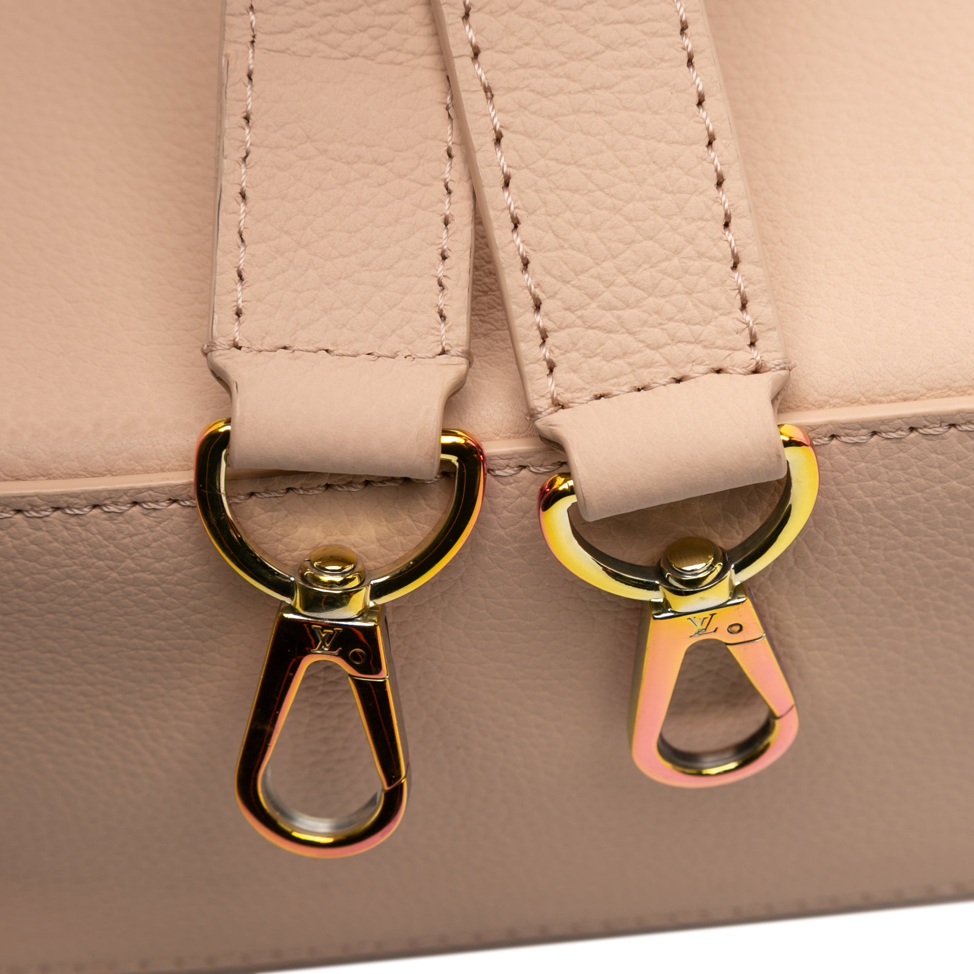 Louis Vuitton Grained Calfskin Capucines East West MM - image 7
