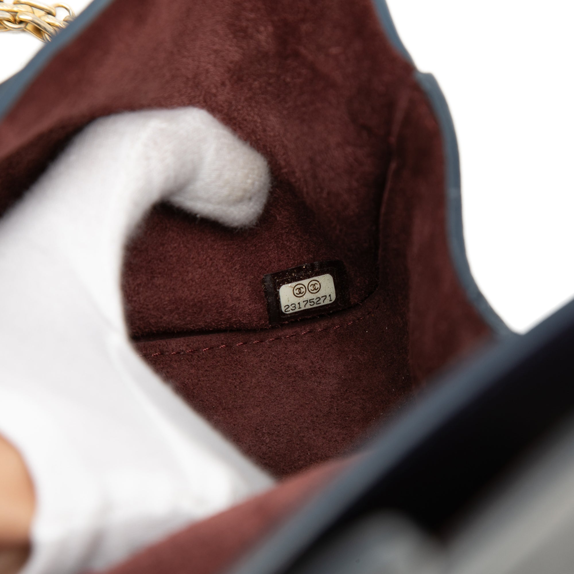 Chanel Calfskin Reissue 2.55 Medallion Nude Double Flap 225 - image 6