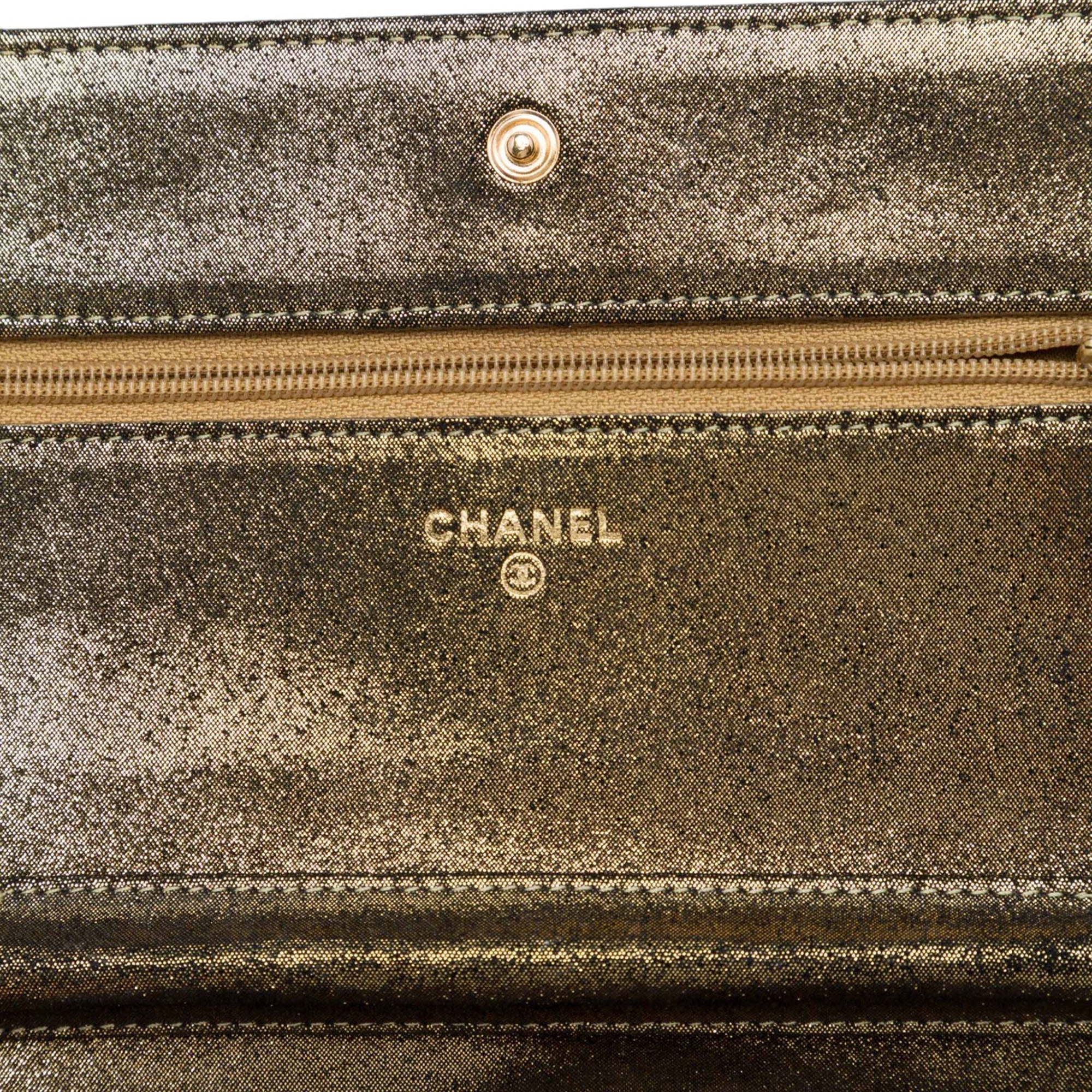 Chanel Quilted Iridescent Lambskin Tartan Button Wallet On Chain - image 5