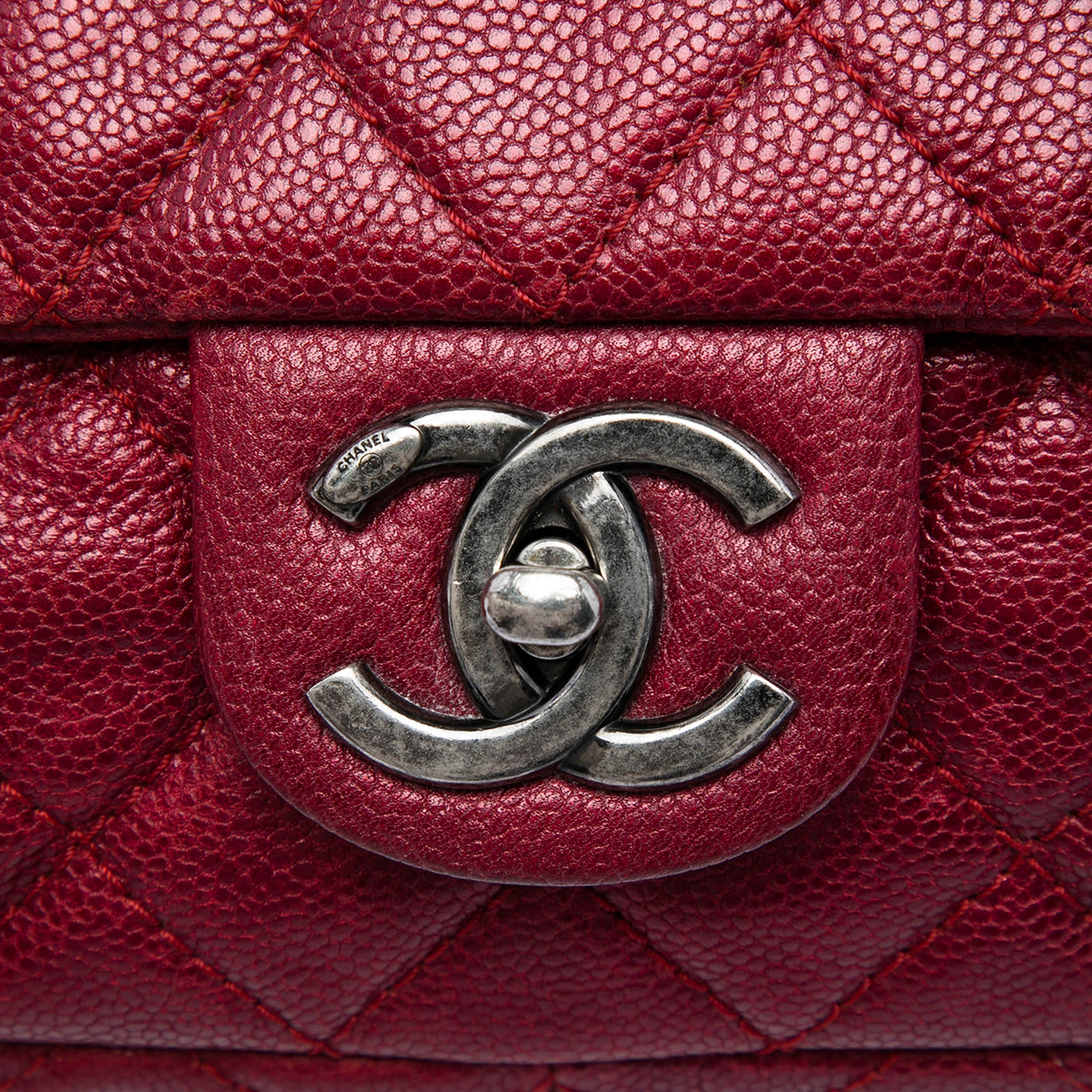 Chanel Jumbo Quilted Iridescent Caviar Easy Flap - image 5