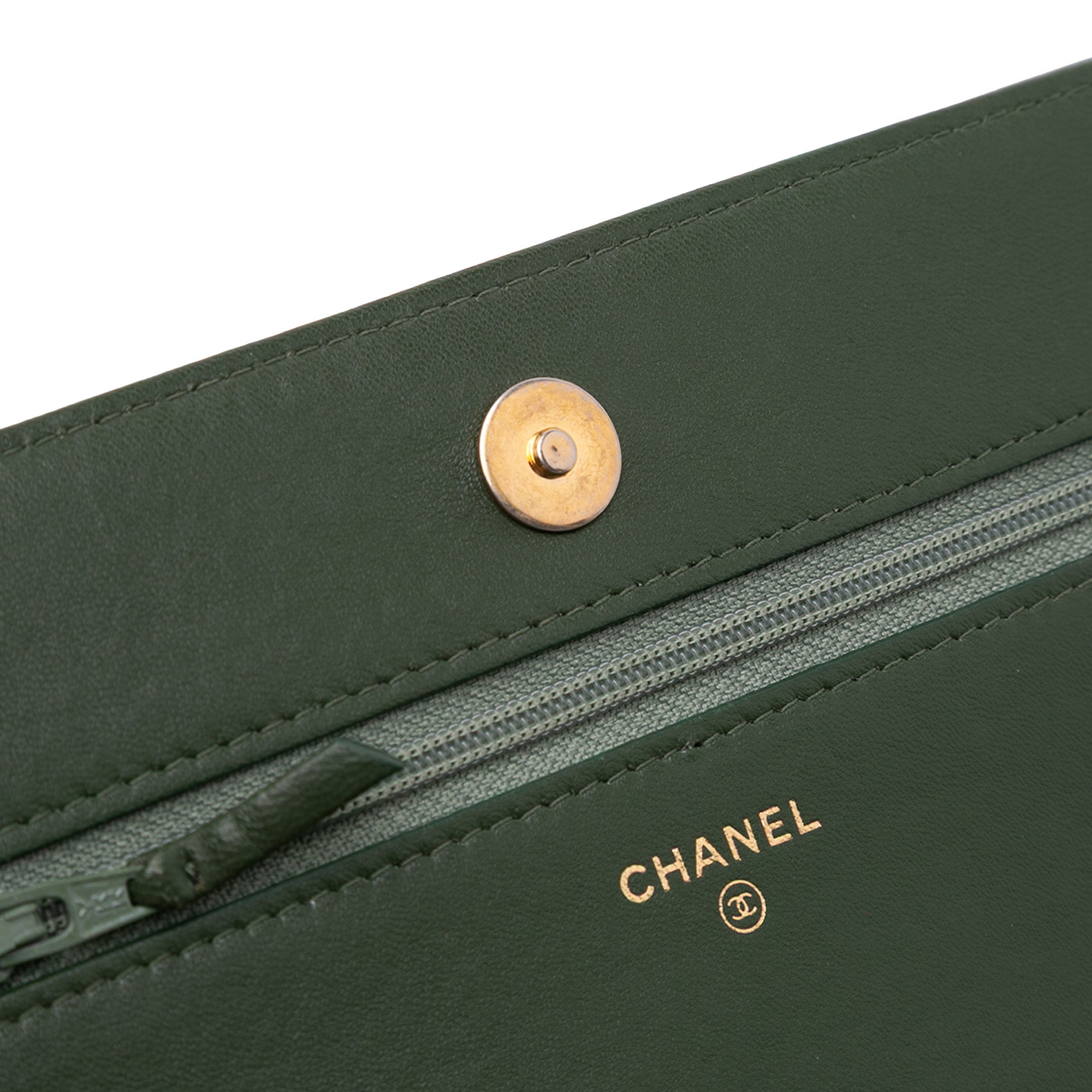 Chanel Chevron Crumpled Calfskin Boy Wallet On Chain - image 7