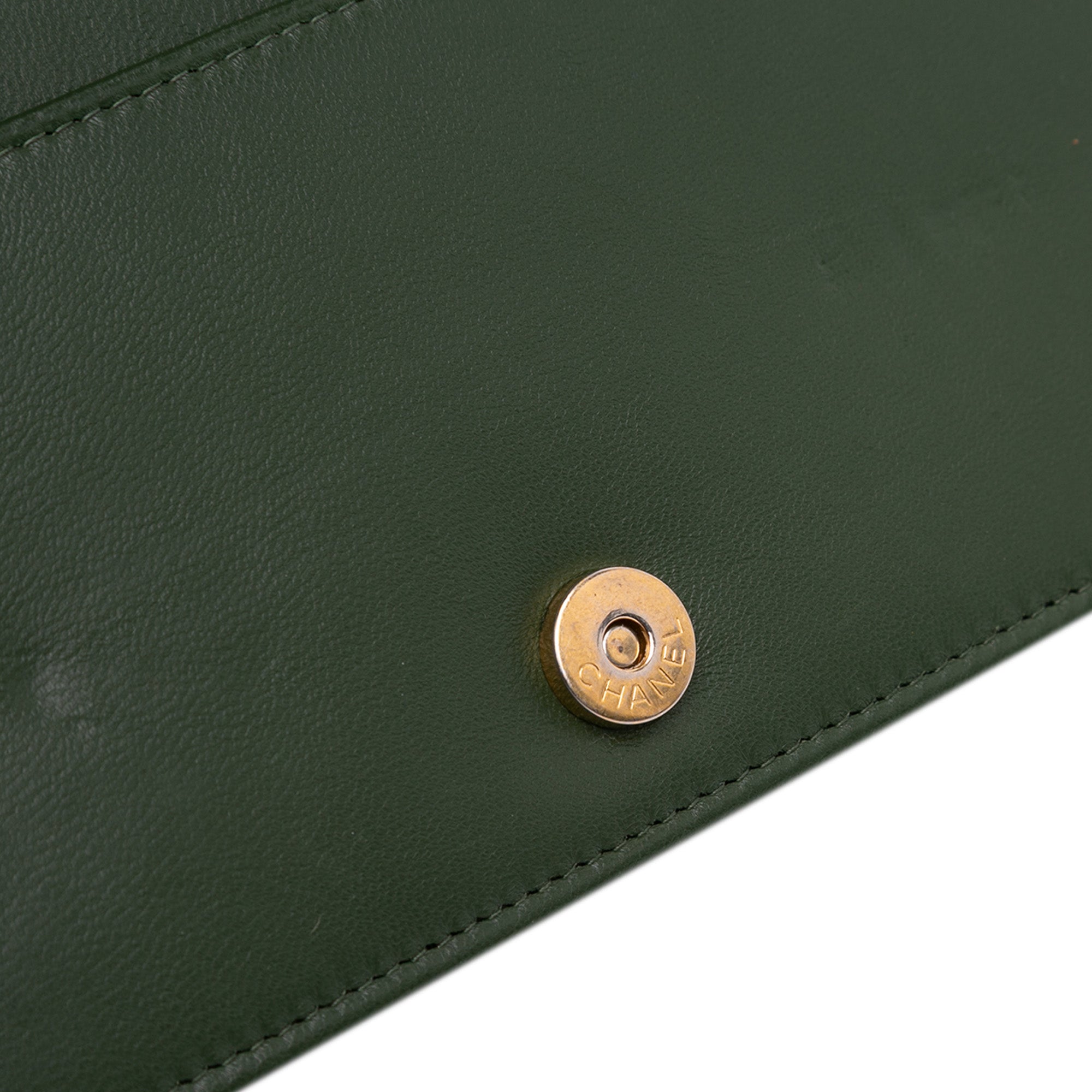 Chanel Chevron Crumpled Calfskin Boy Wallet On Chain - image 9