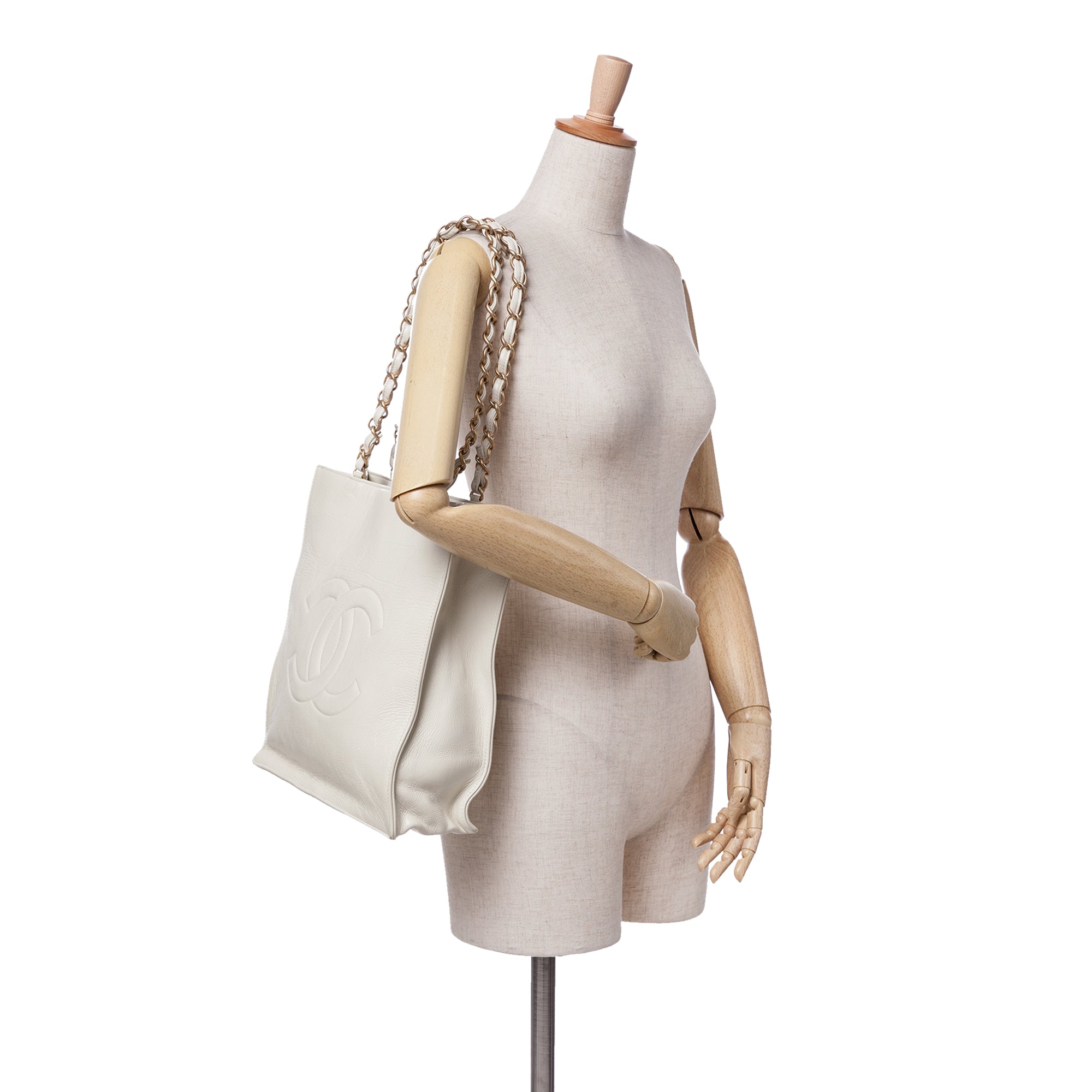 Chanel Shiny Aged Calfskin North South Shopping Tote - image 9