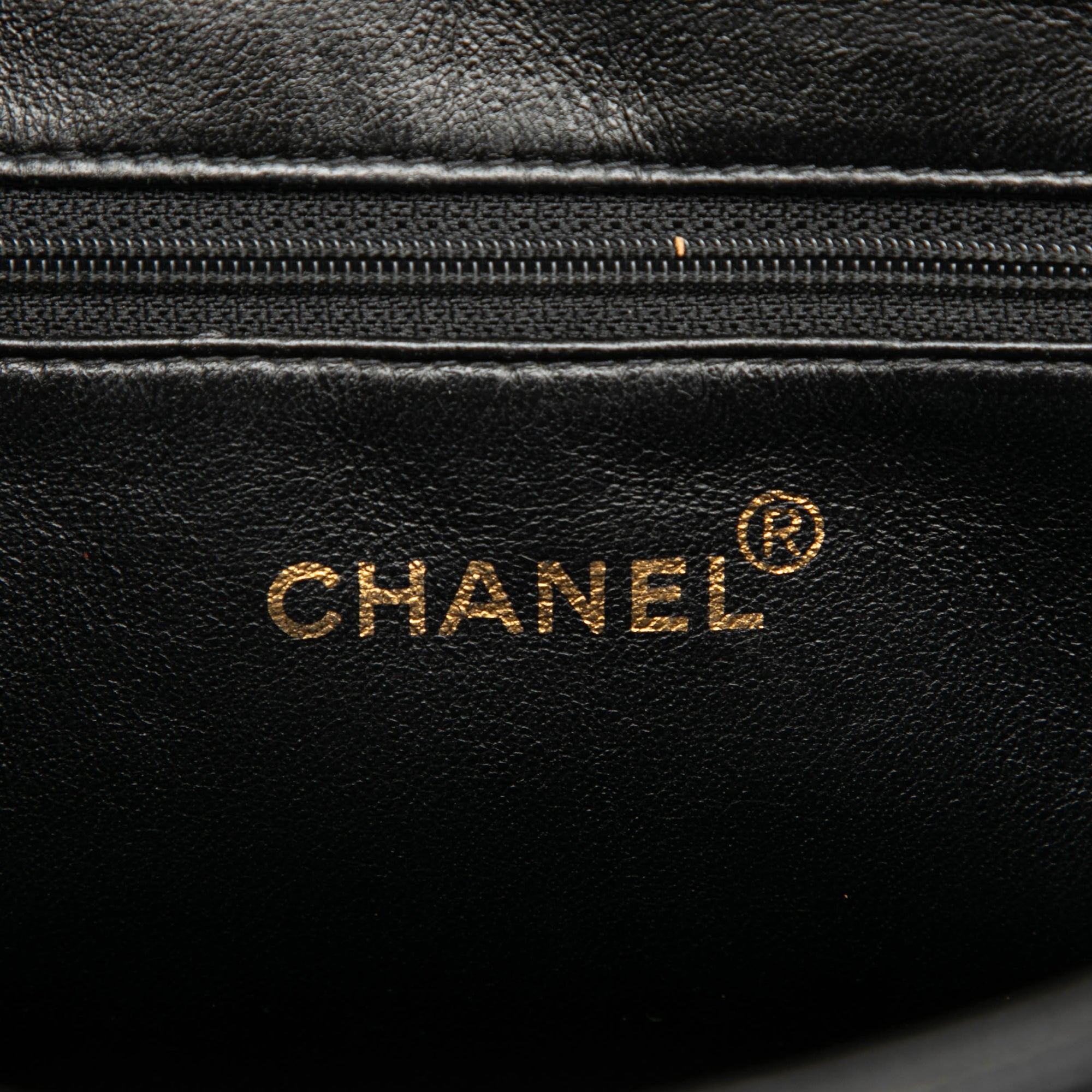 Chanel Caviar Medallion Tote - image 5