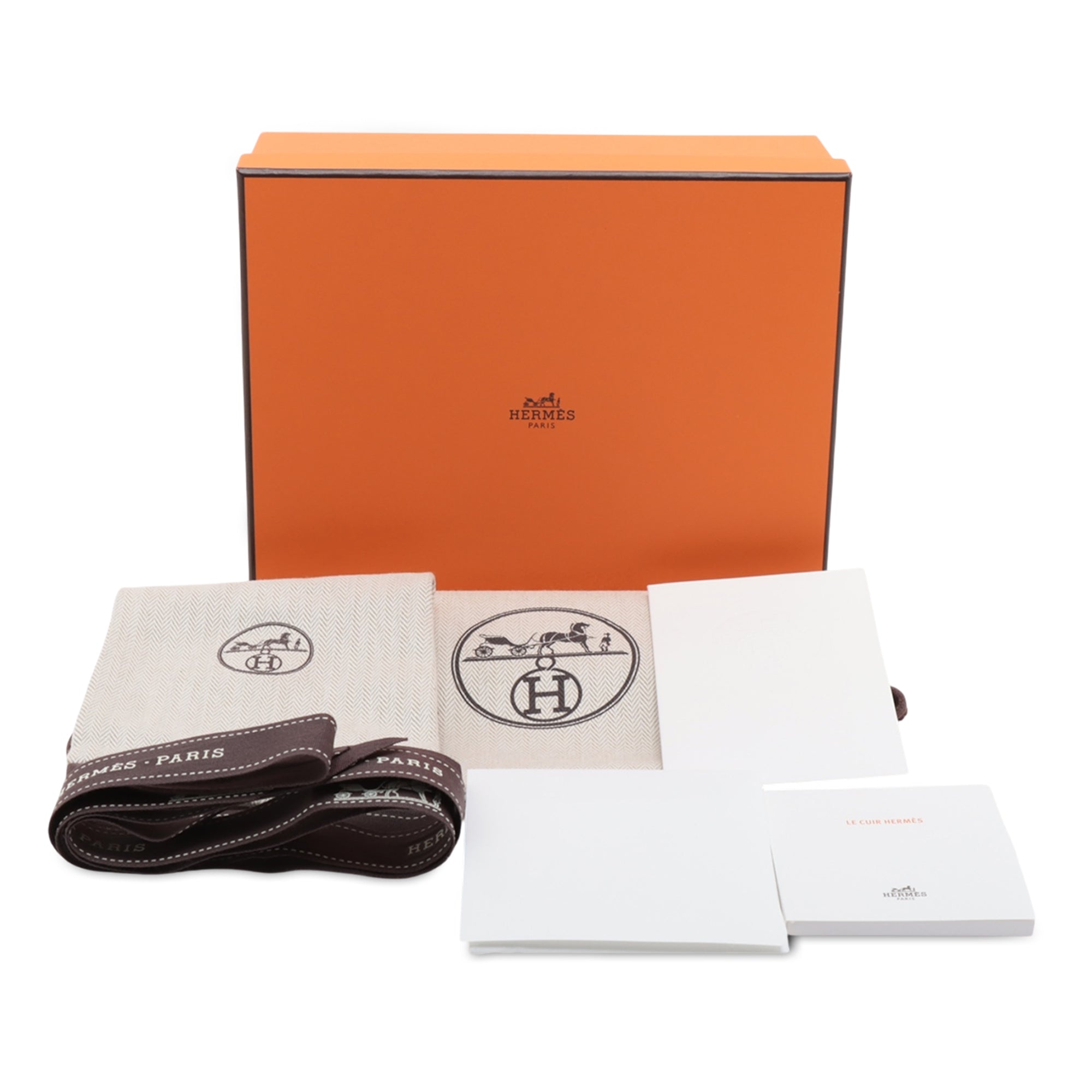 Hermès Grizzly Calfskin and Clemence Evelyne Amazone 16 - image 9