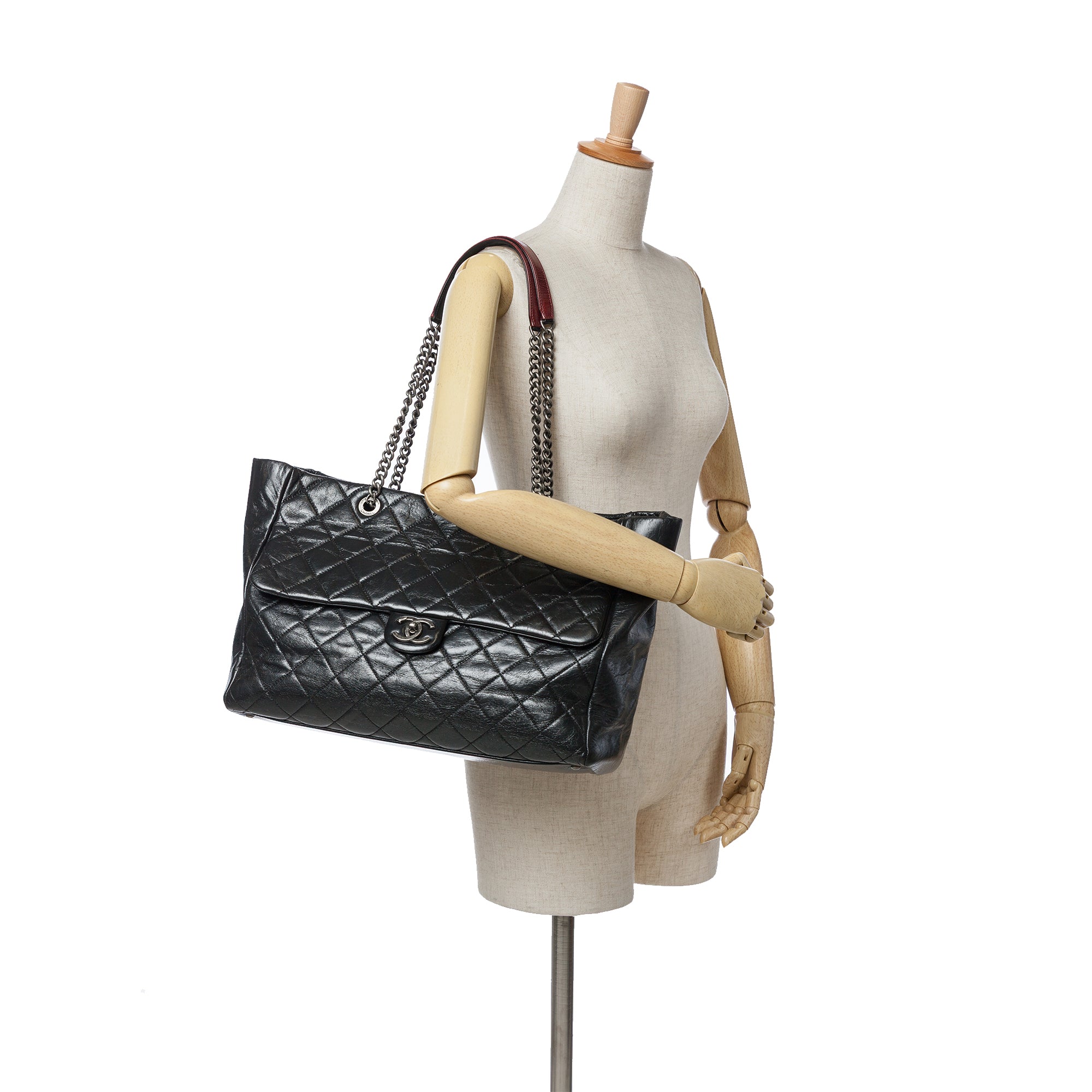 Chanel Large Quilted Glazed Calfskin Duo Color Tote - image 12