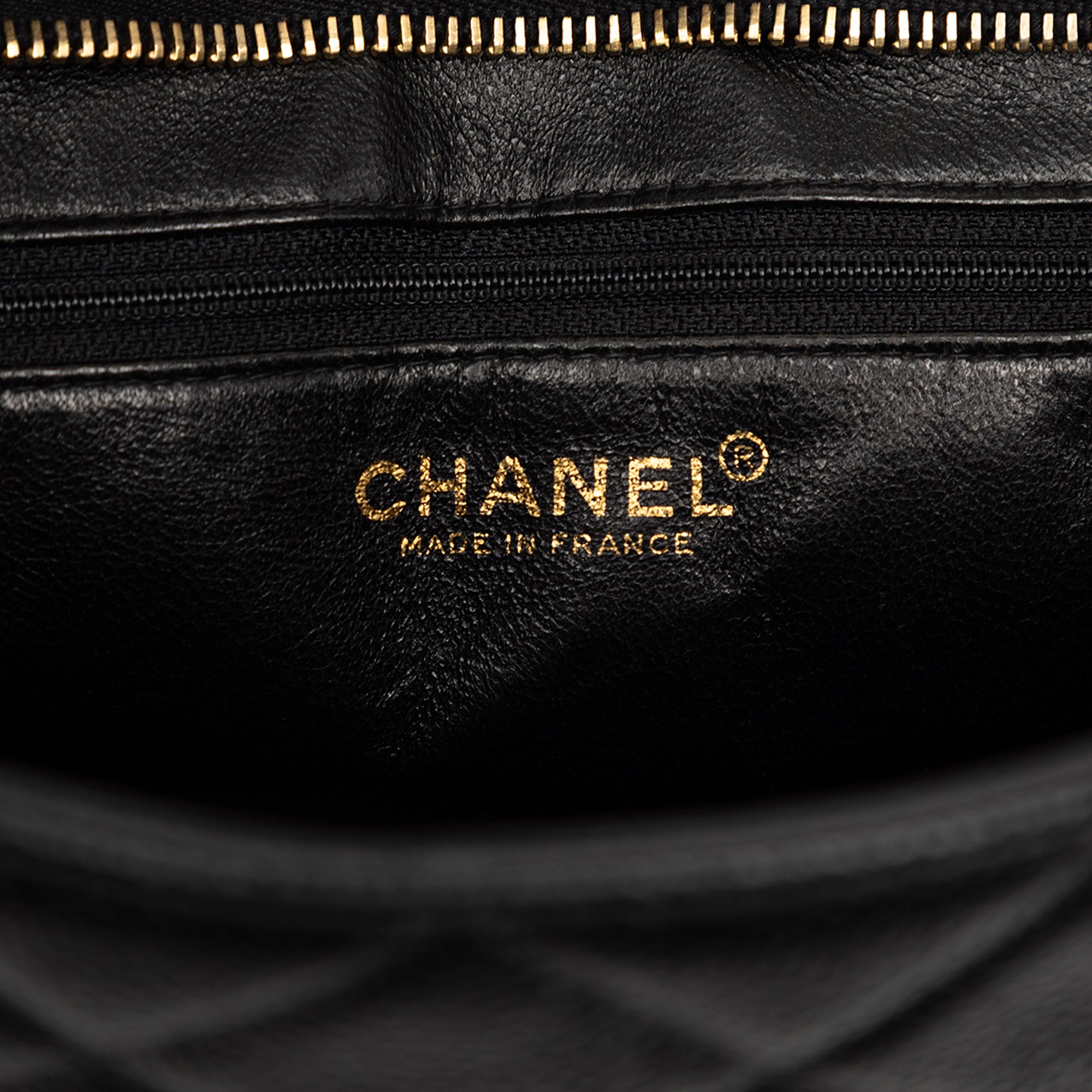 Chanel Caviar Medallion Tote - image 5