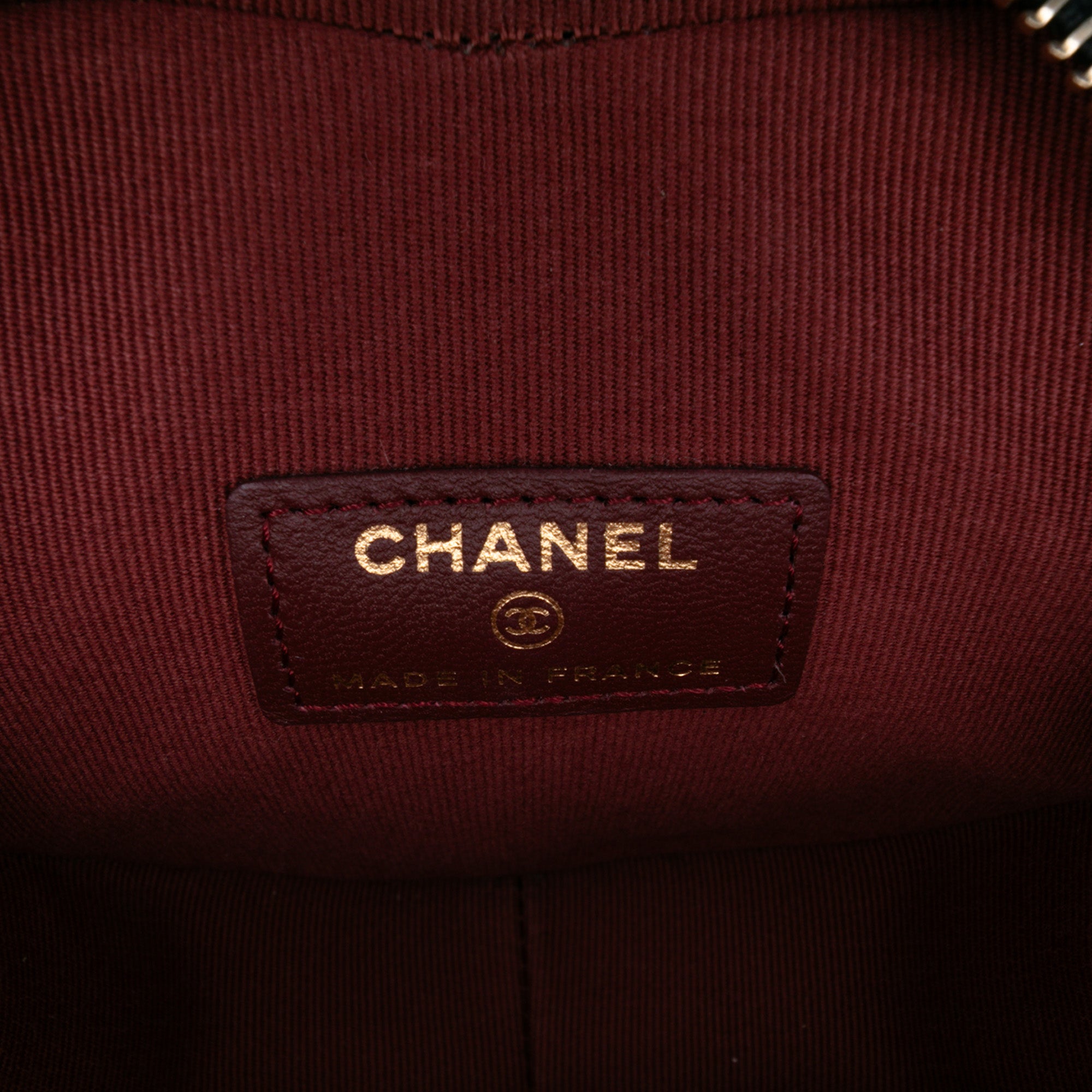Chanel Mini Lambskin CC in Love Heart Crossbody - image 5