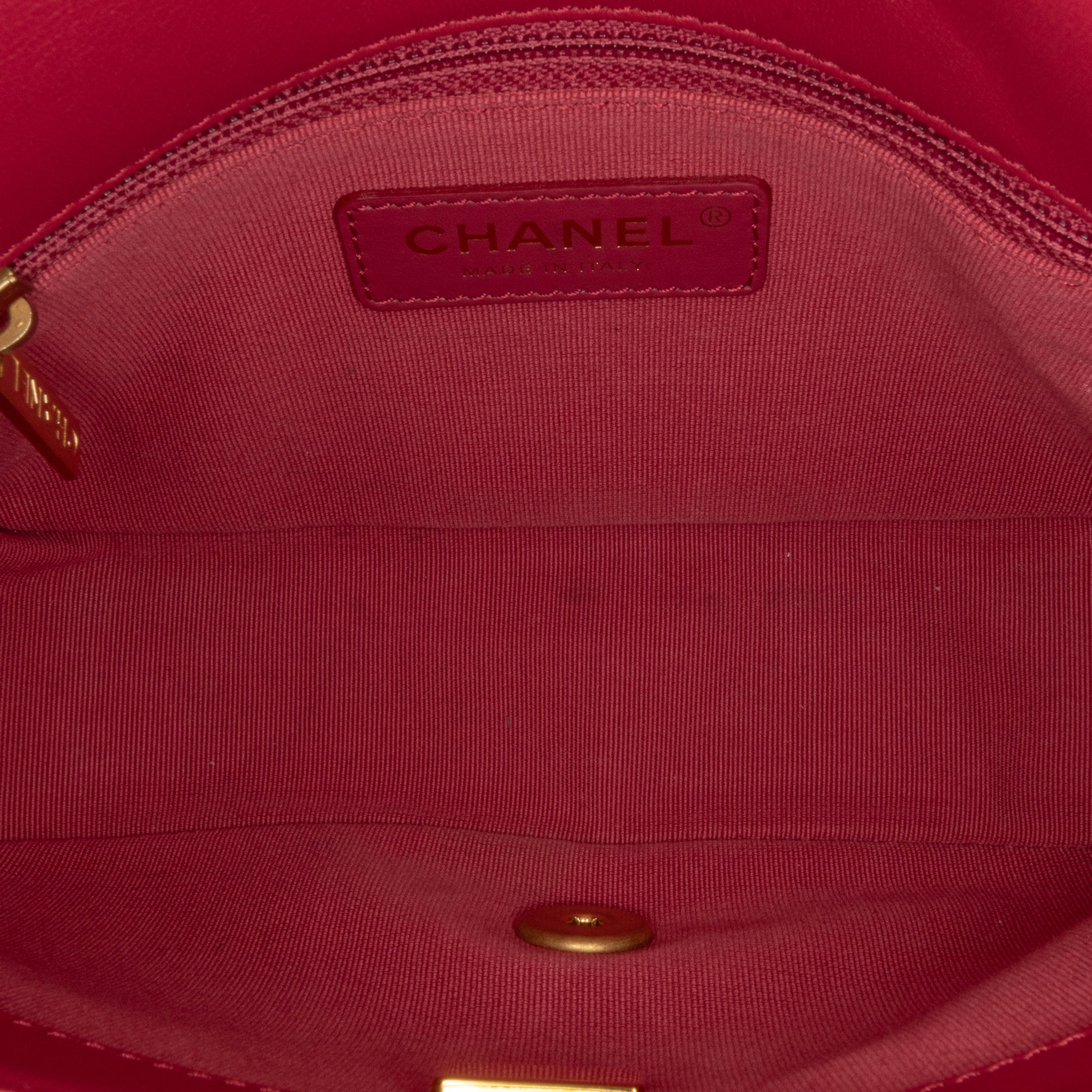 Chanel Small Quilted Lambskin On And On Chain Flap - image 5