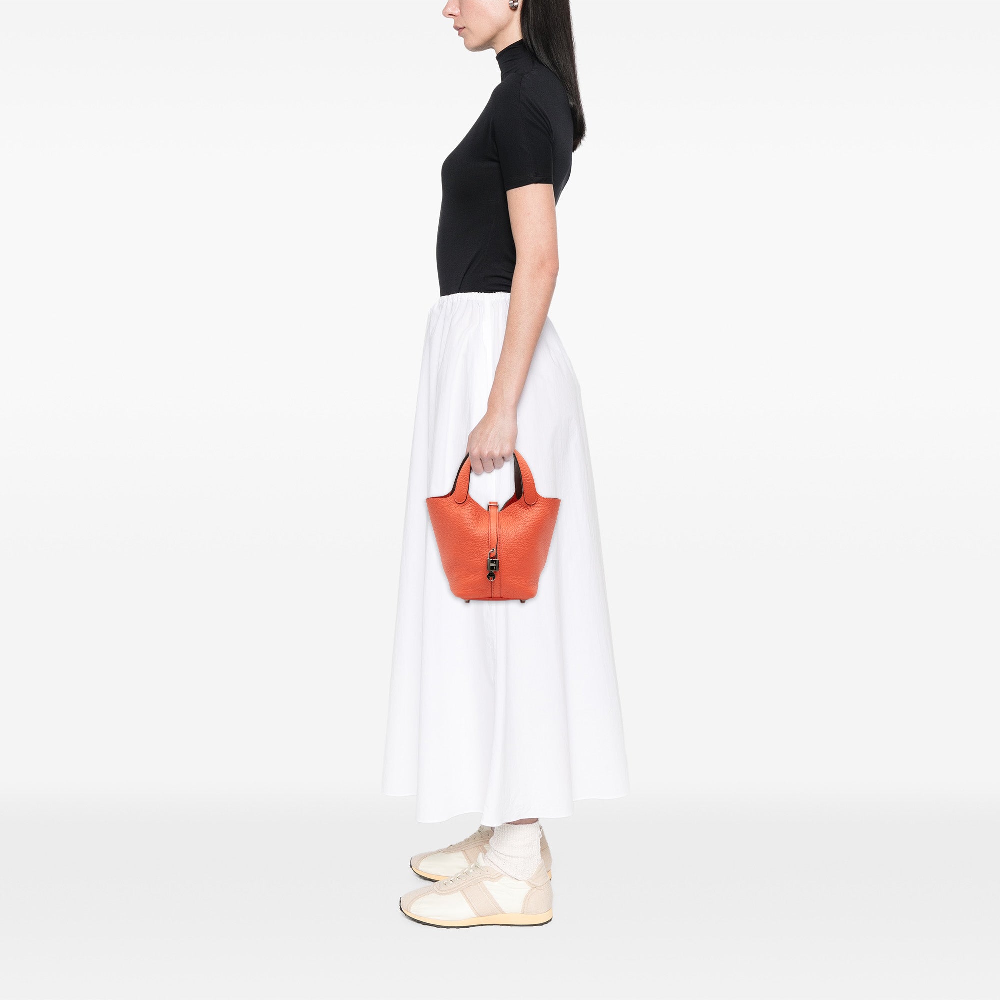 Hermès Clemence Picotin Lock 18 - image 8
