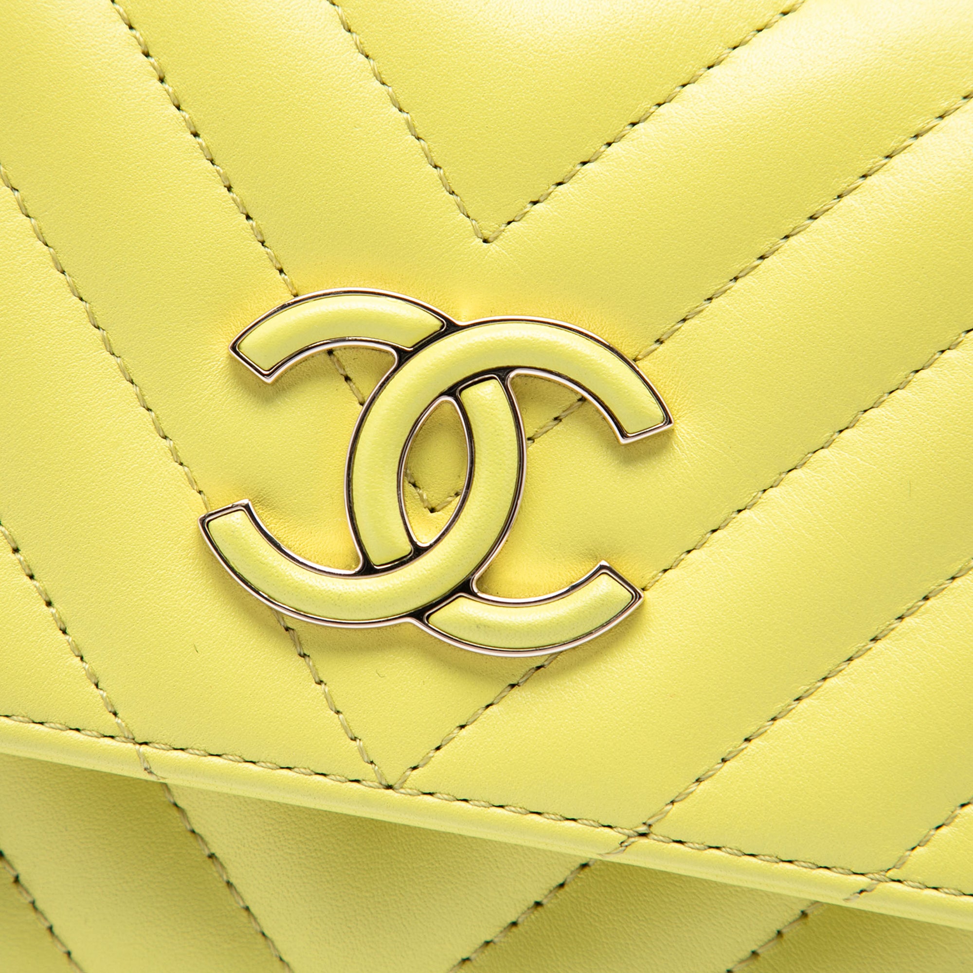 Chanel Small Quilted Calfskin Daily Chevron Flap - image 5