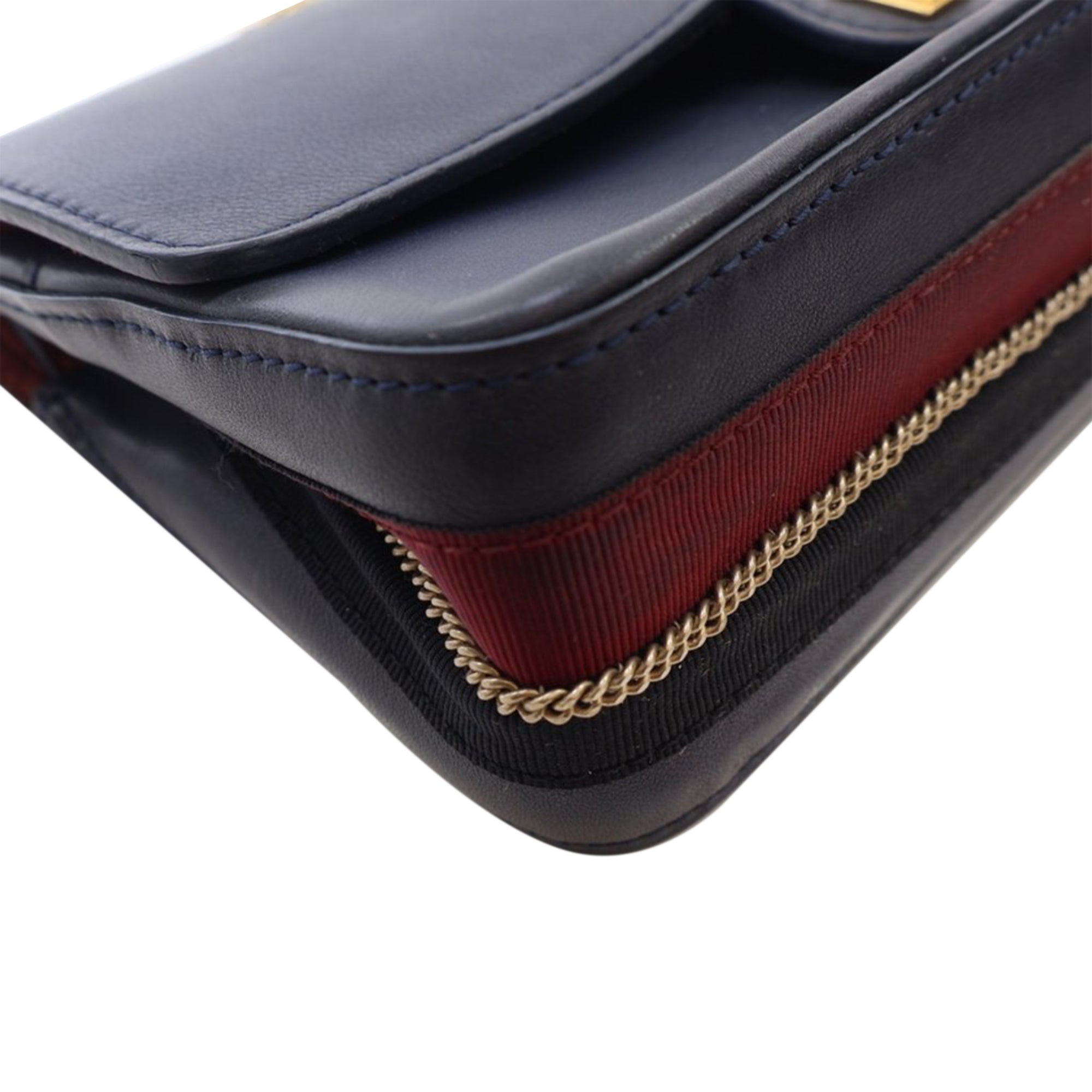 Chanel Reissue 2.55 Calfskin Medallion Nude Double Flap 226 - image 12
