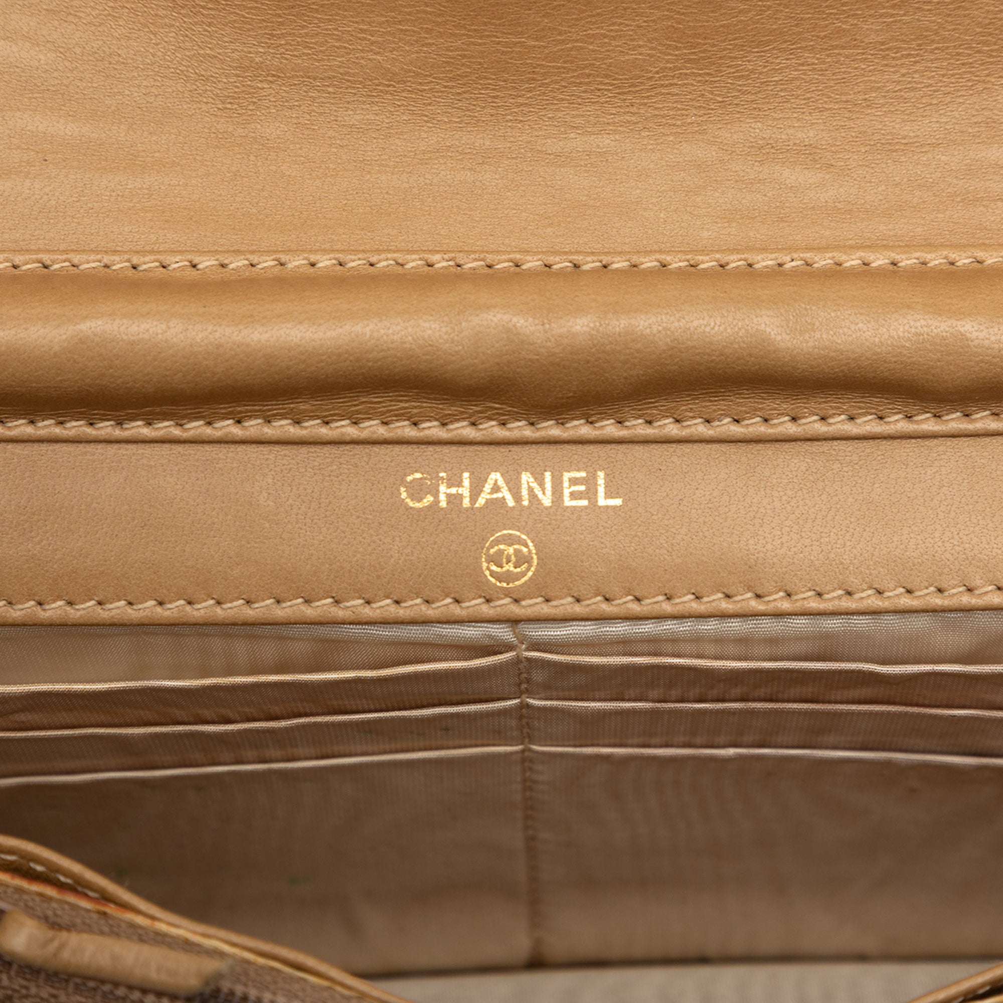Chanel CC Caviar Wallet On Chain - image 5